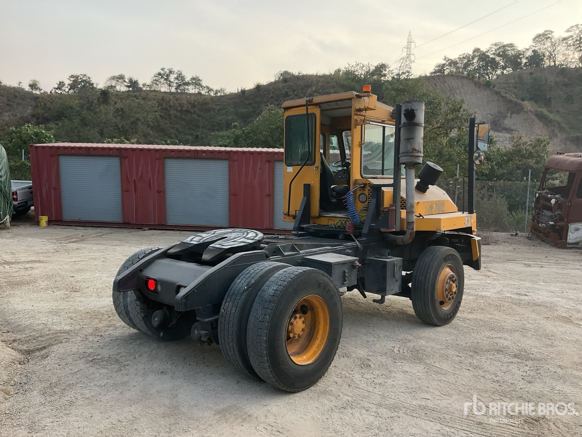 General Appearance with Foto, angolo anteriore sinistro