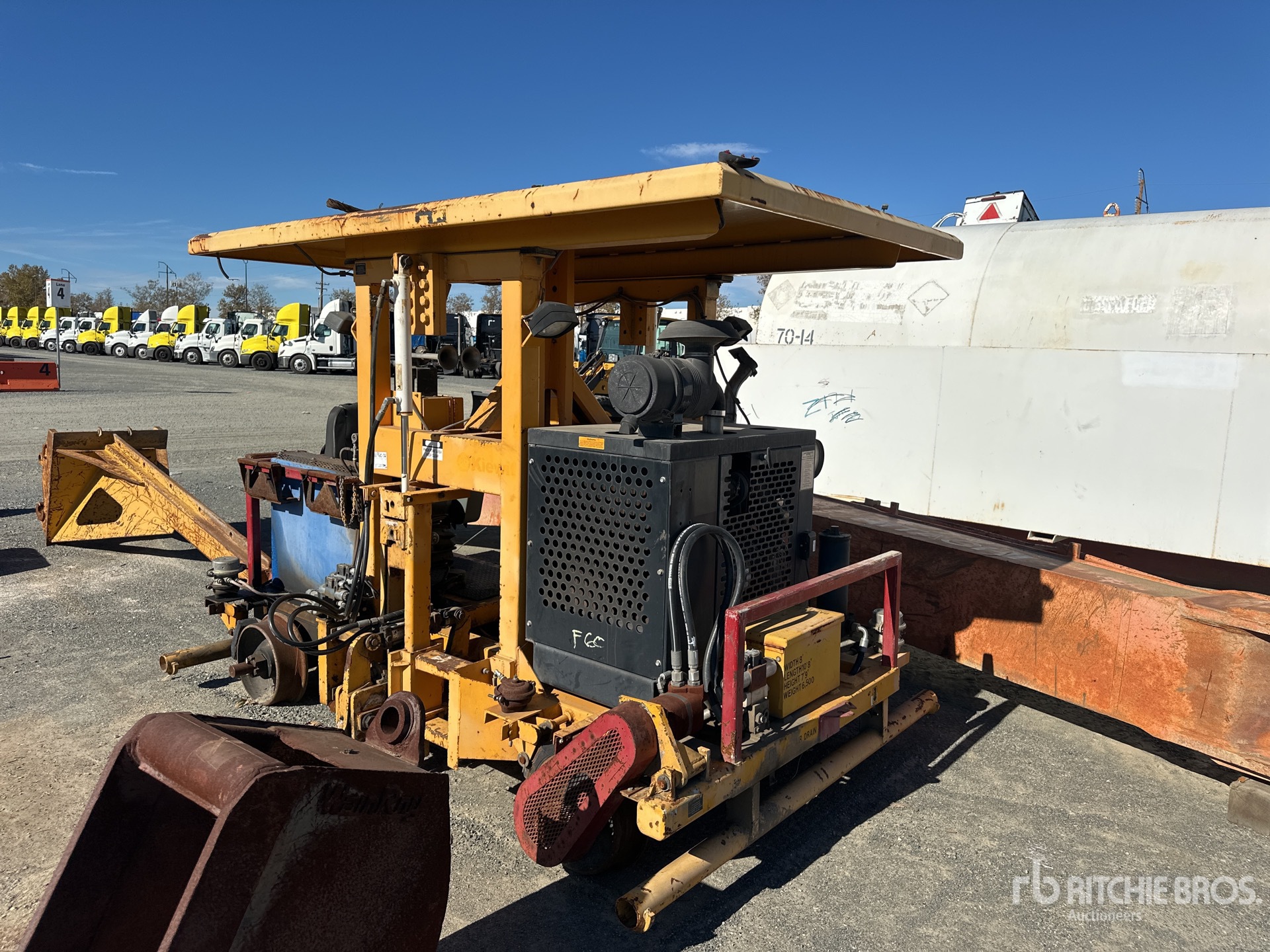 General Appearance with Picture, Right Front Corner