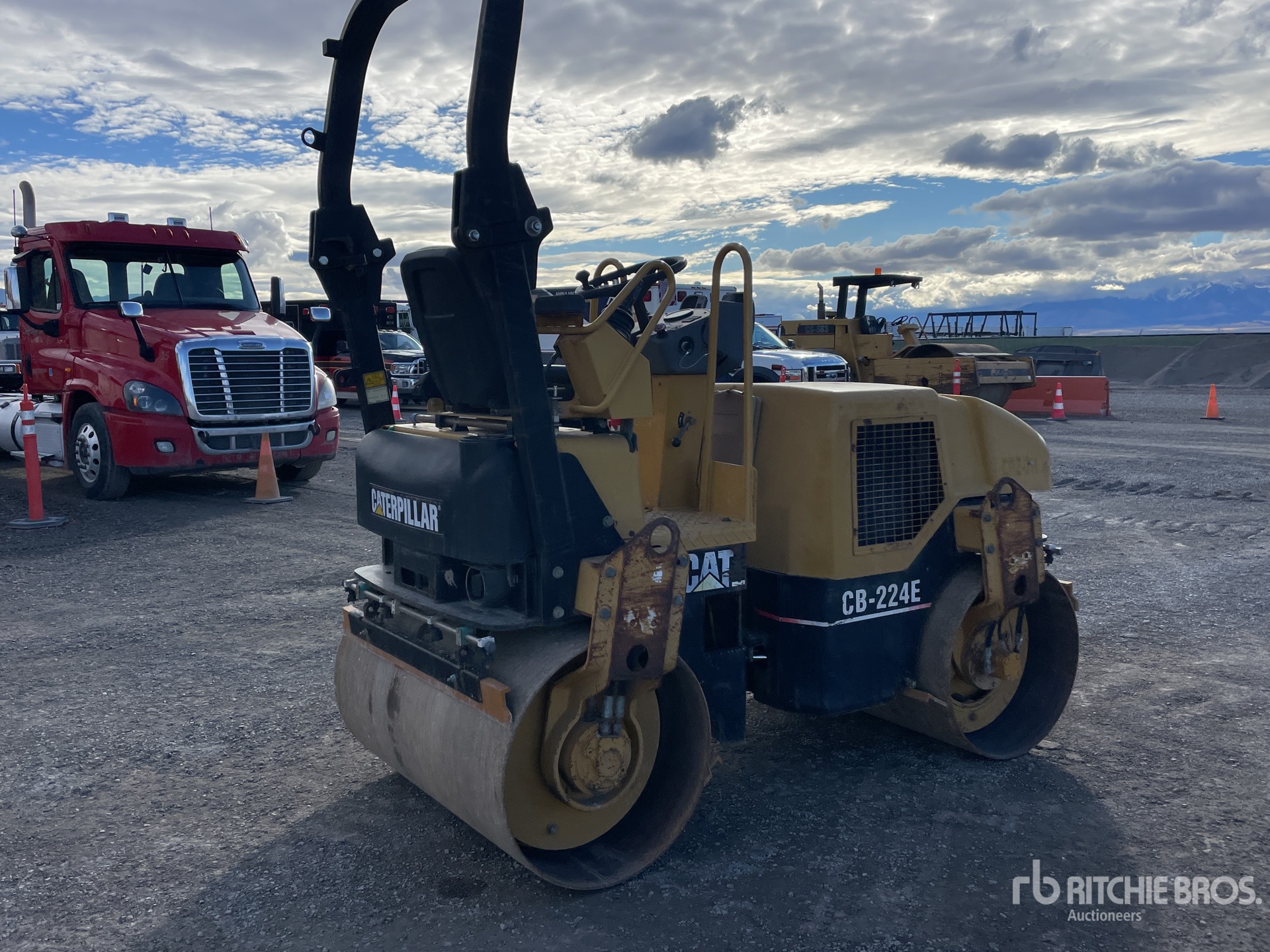 General Appearance with Imagen: esquina trasera derecha