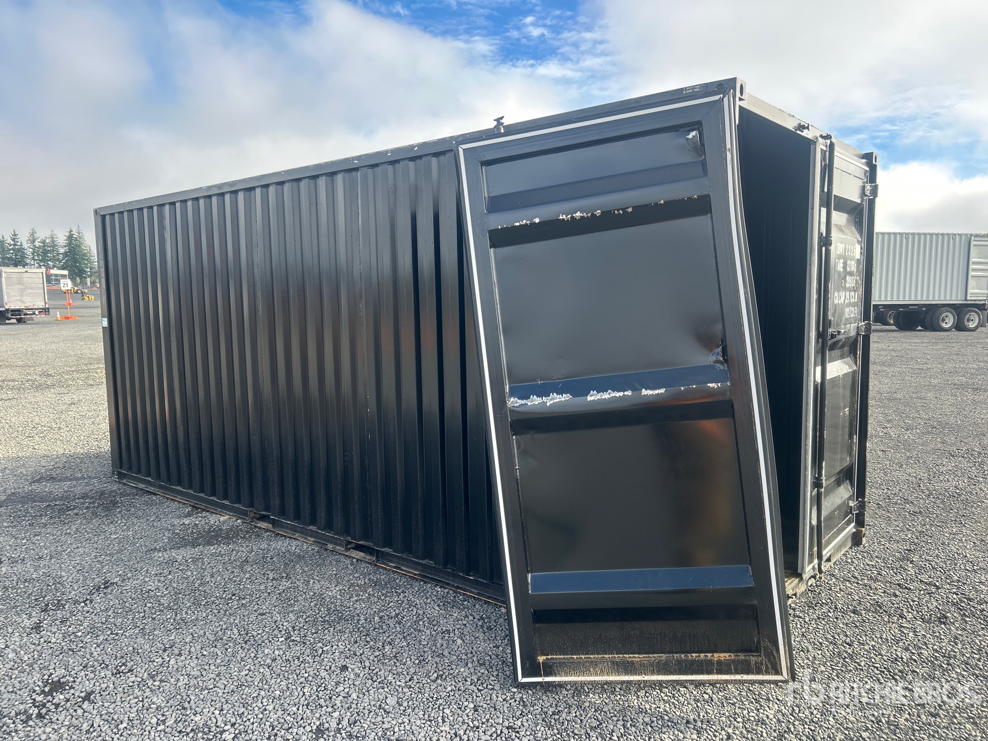 General Appearance with Picture, Left Rear Corner