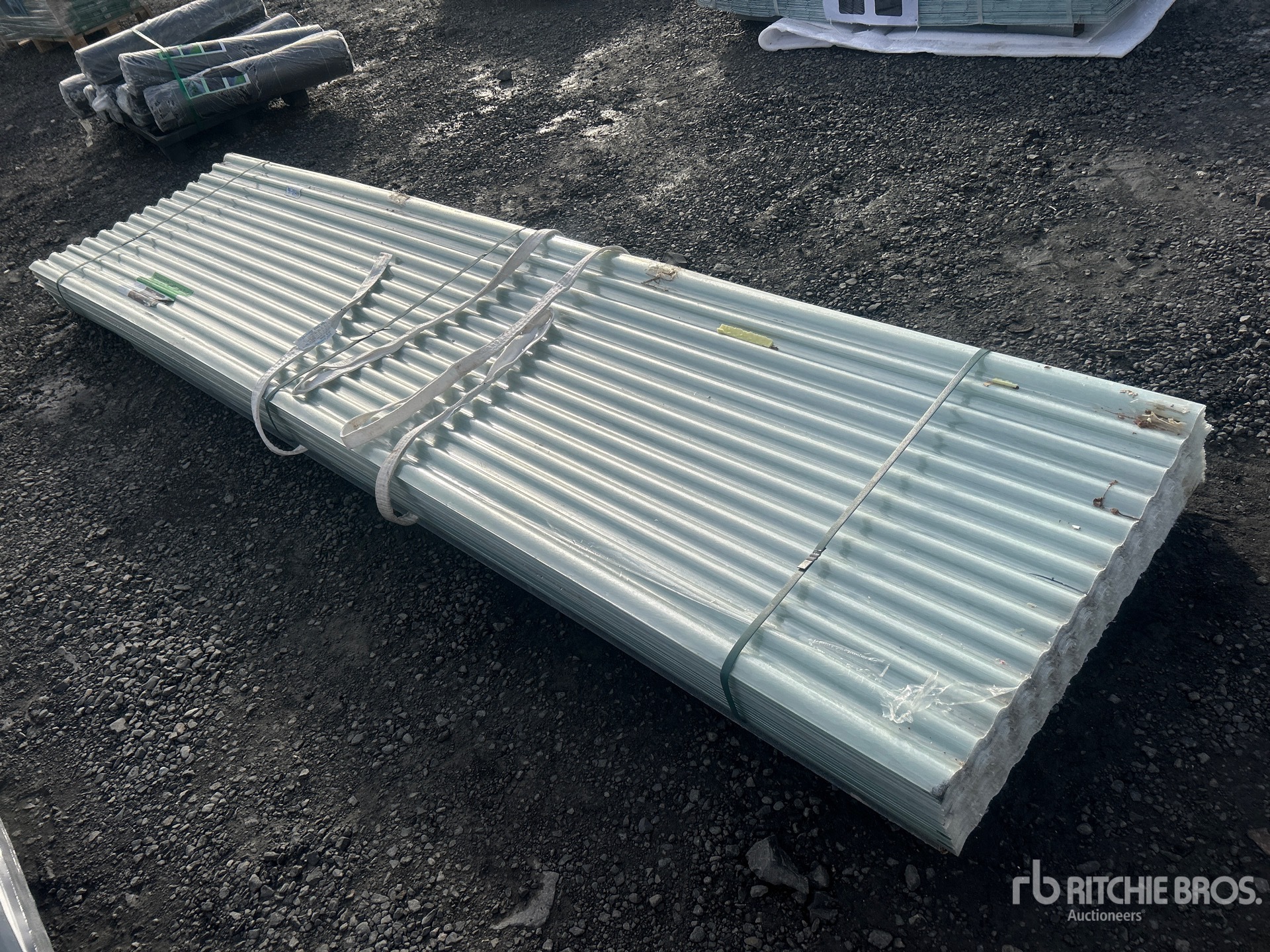 General Appearance with Bild, Ecke vorne rechts