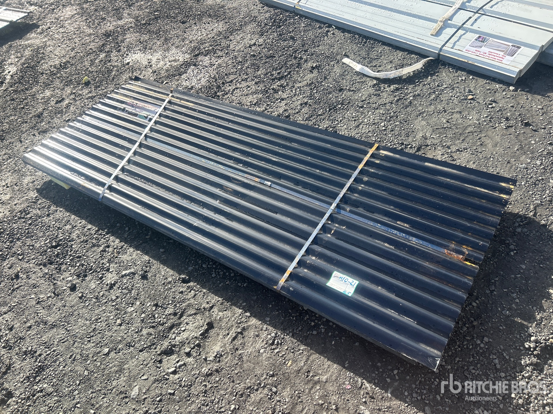 General Appearance with Bild, Ecke hinten links