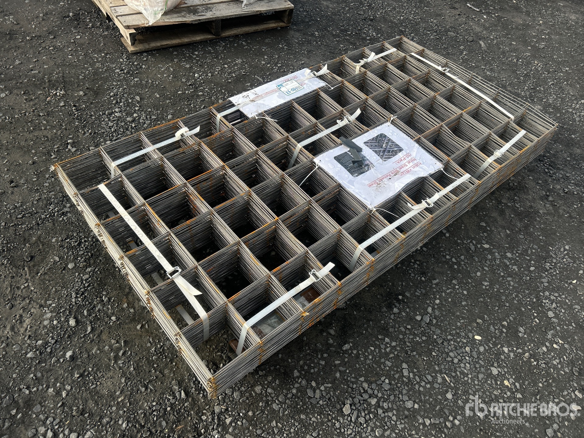 General Appearance with Bild, Ecke hinten rechts