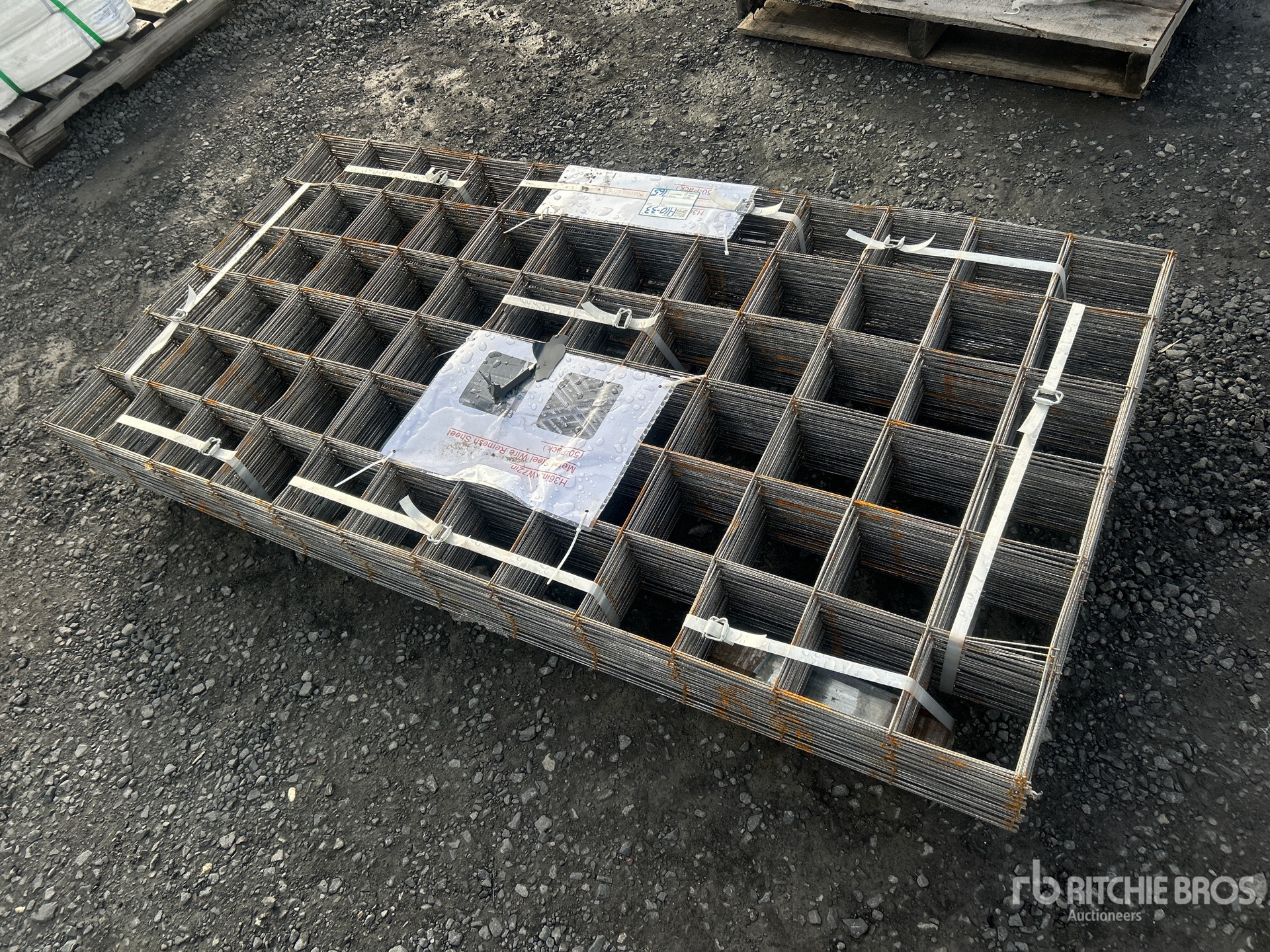 General Appearance with Bild, Ecke hinten links