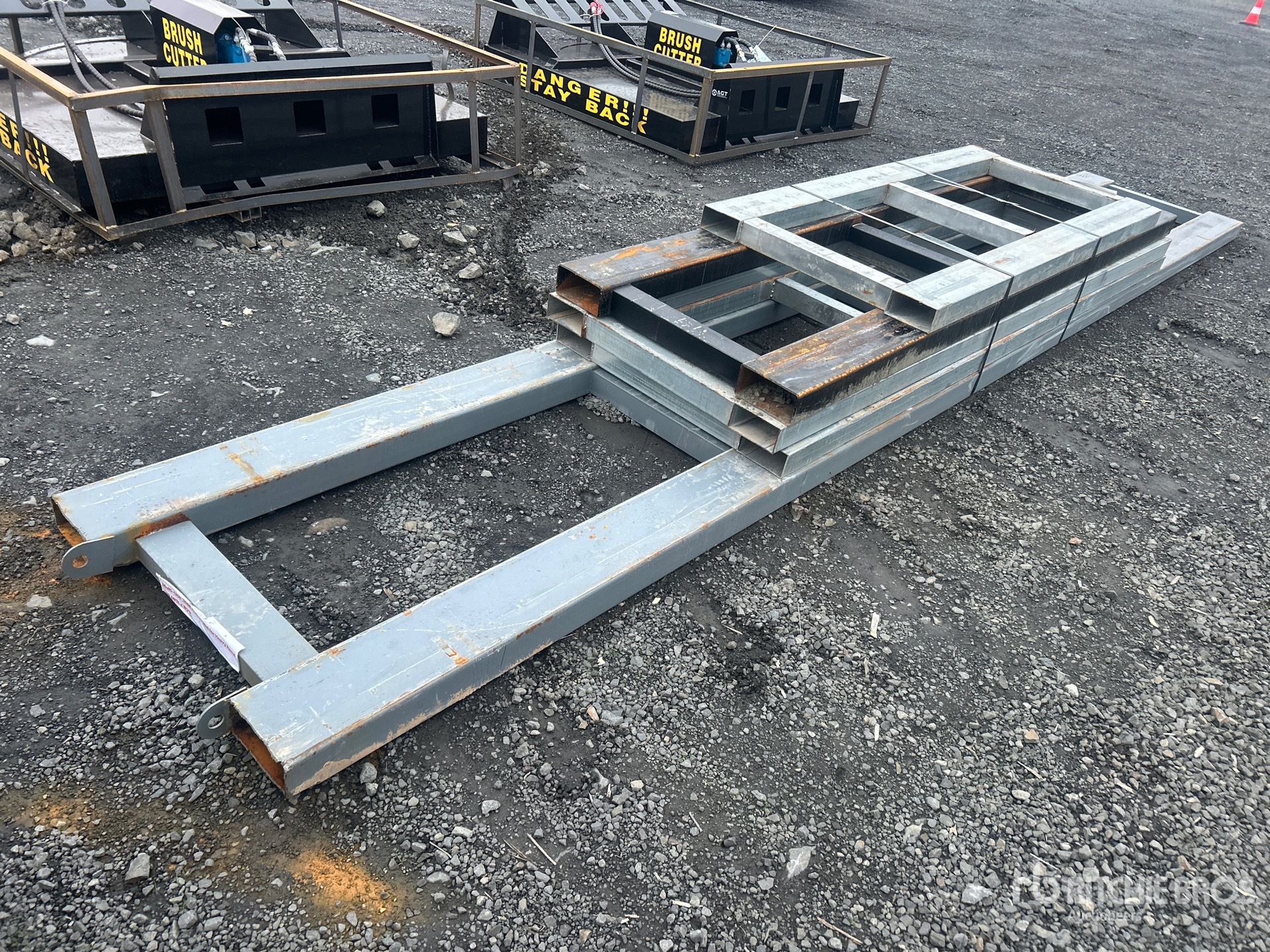 General Appearance with Imagen: esquina trasera derecha