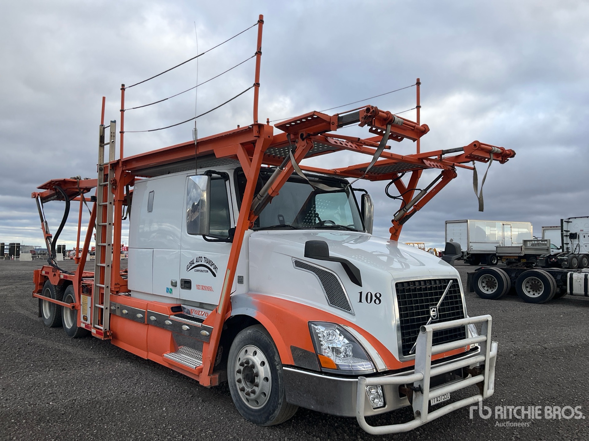 Aspect général with Image, coin avant droit