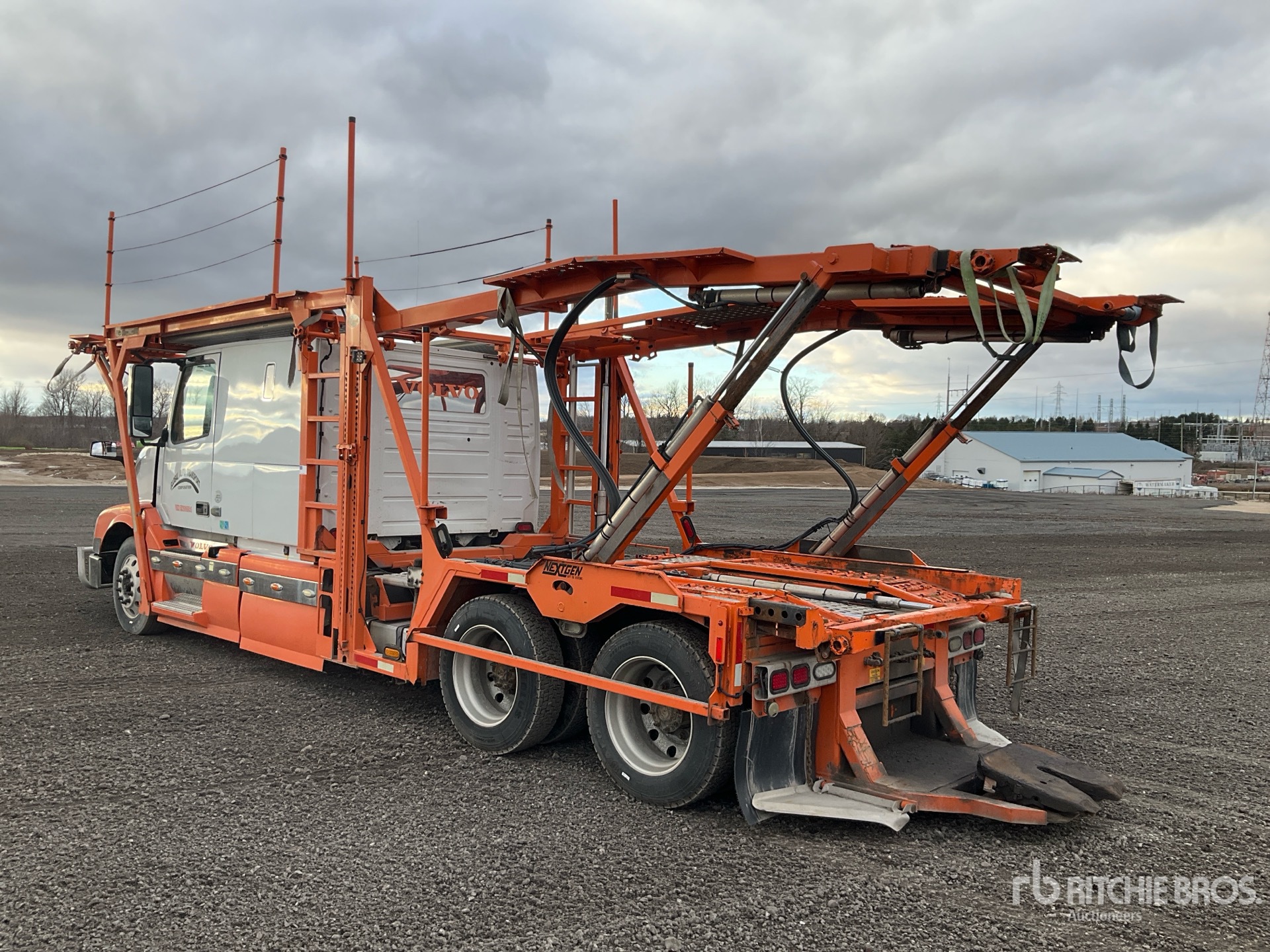 Aspect général with Image, coin arrière gauche