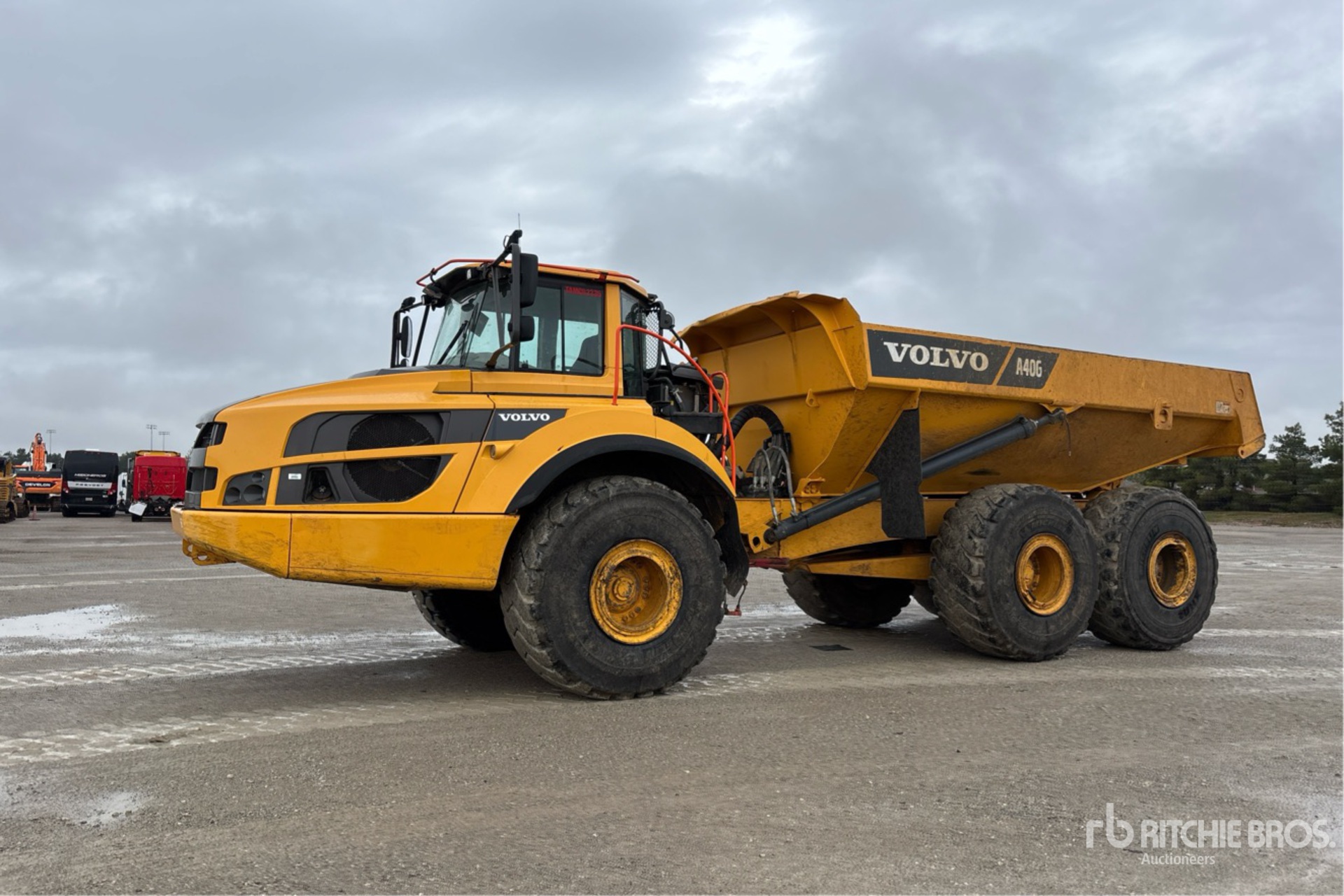 General Appearance with Picture, Left Front Corner