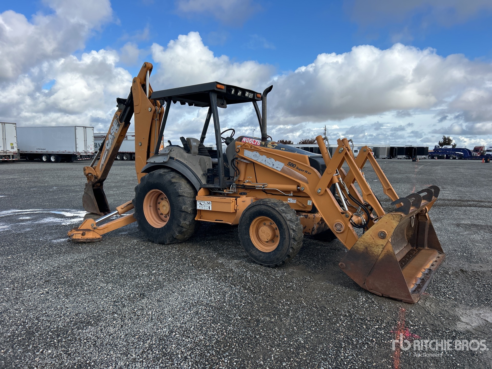 General Appearance with Bild, Ecke vorne rechts