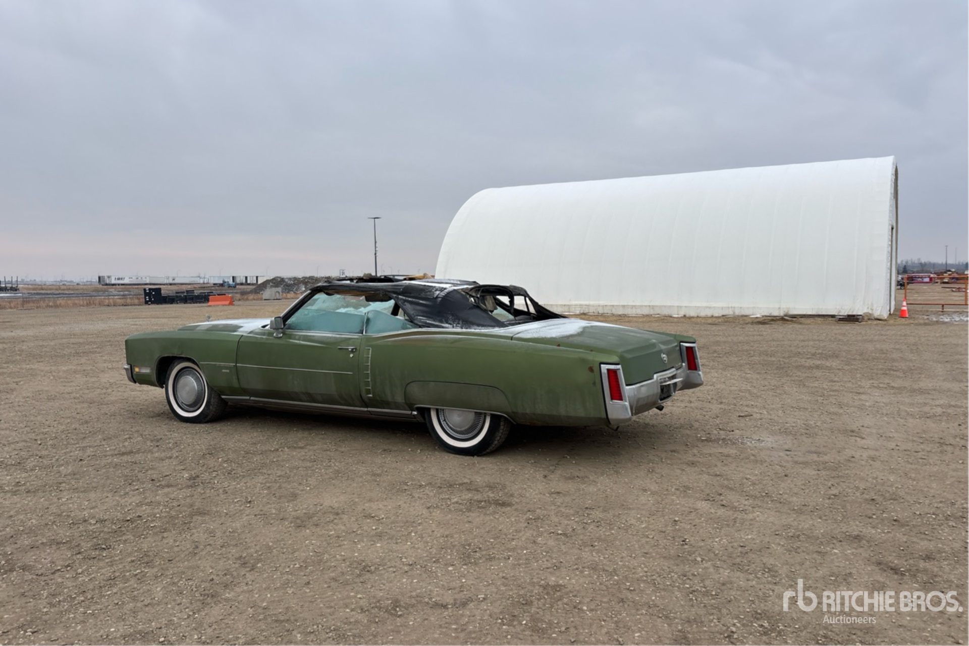 General Appearance with Picture, Left Rear Corner