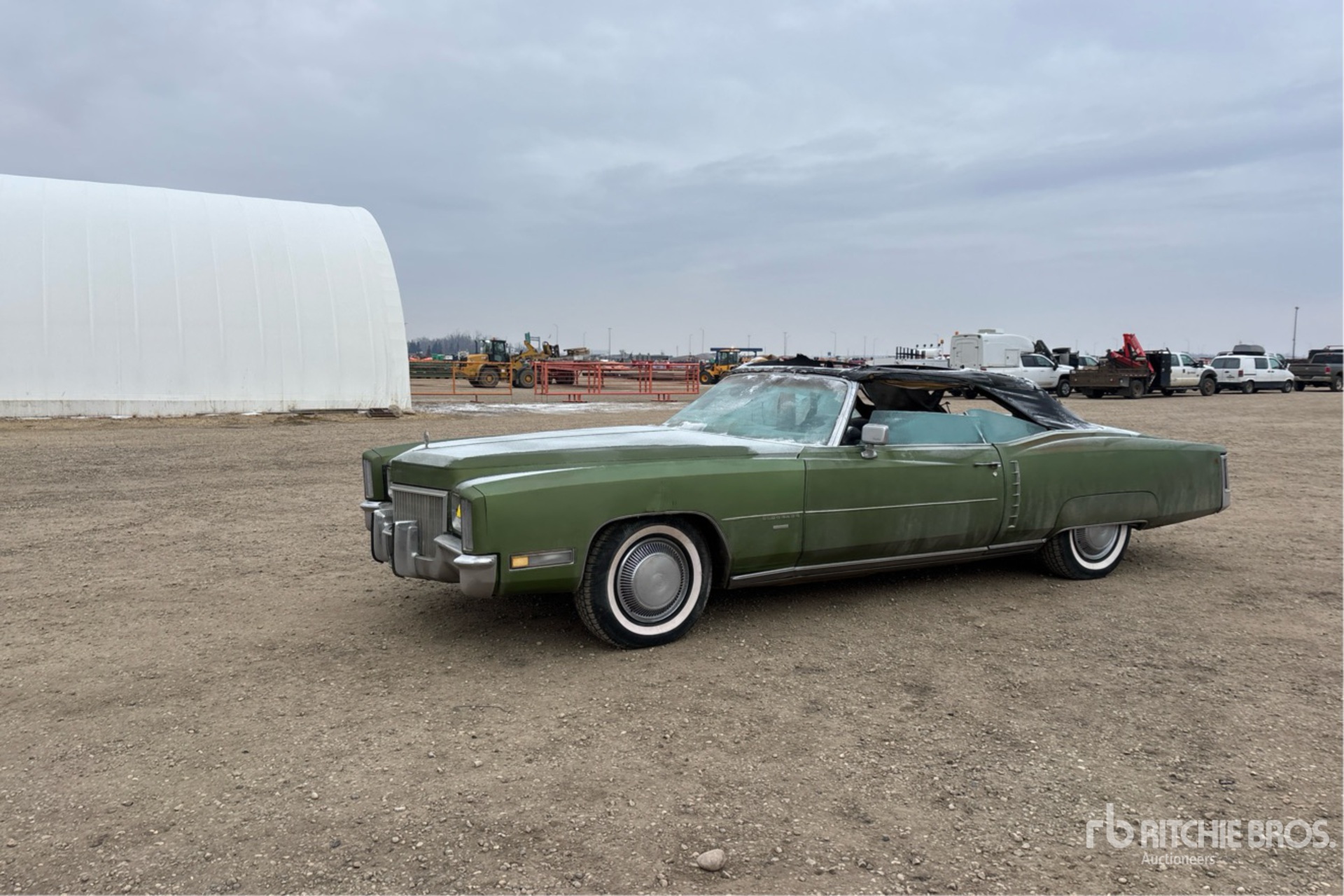 General Appearance with Picture, Left Front Corner