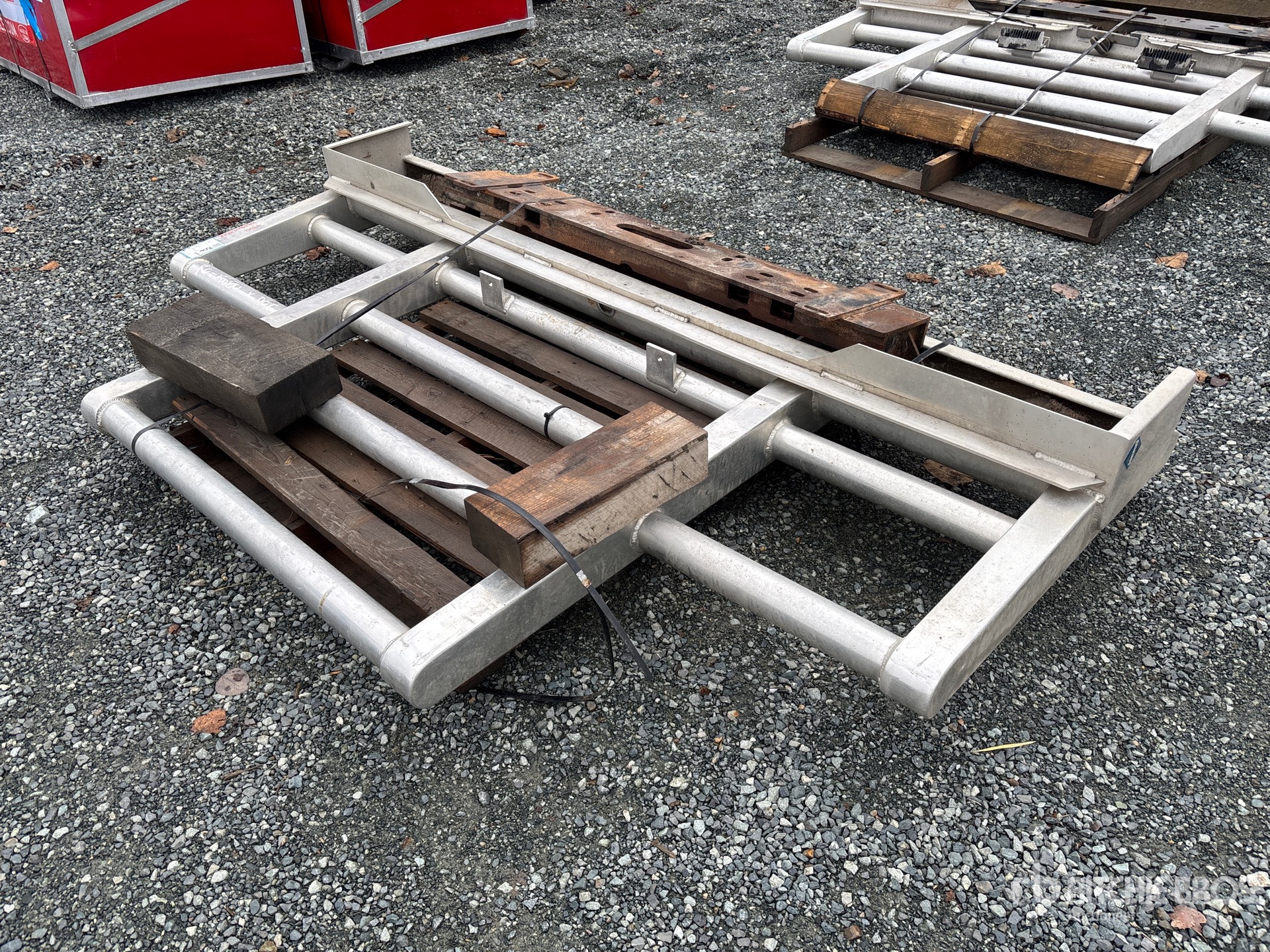 General Appearance with Foto, angolo anteriore sinistro