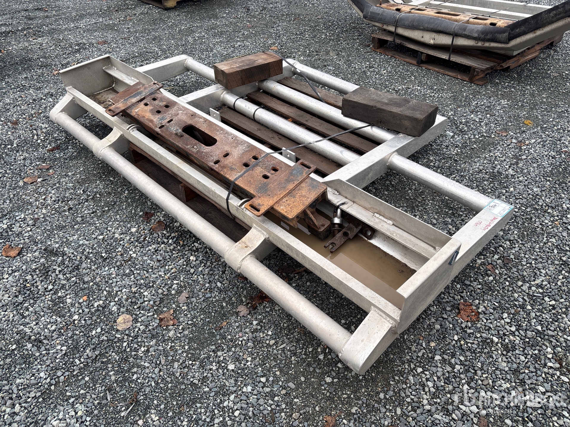 General Appearance with Foto, angolo anteriore sinistro