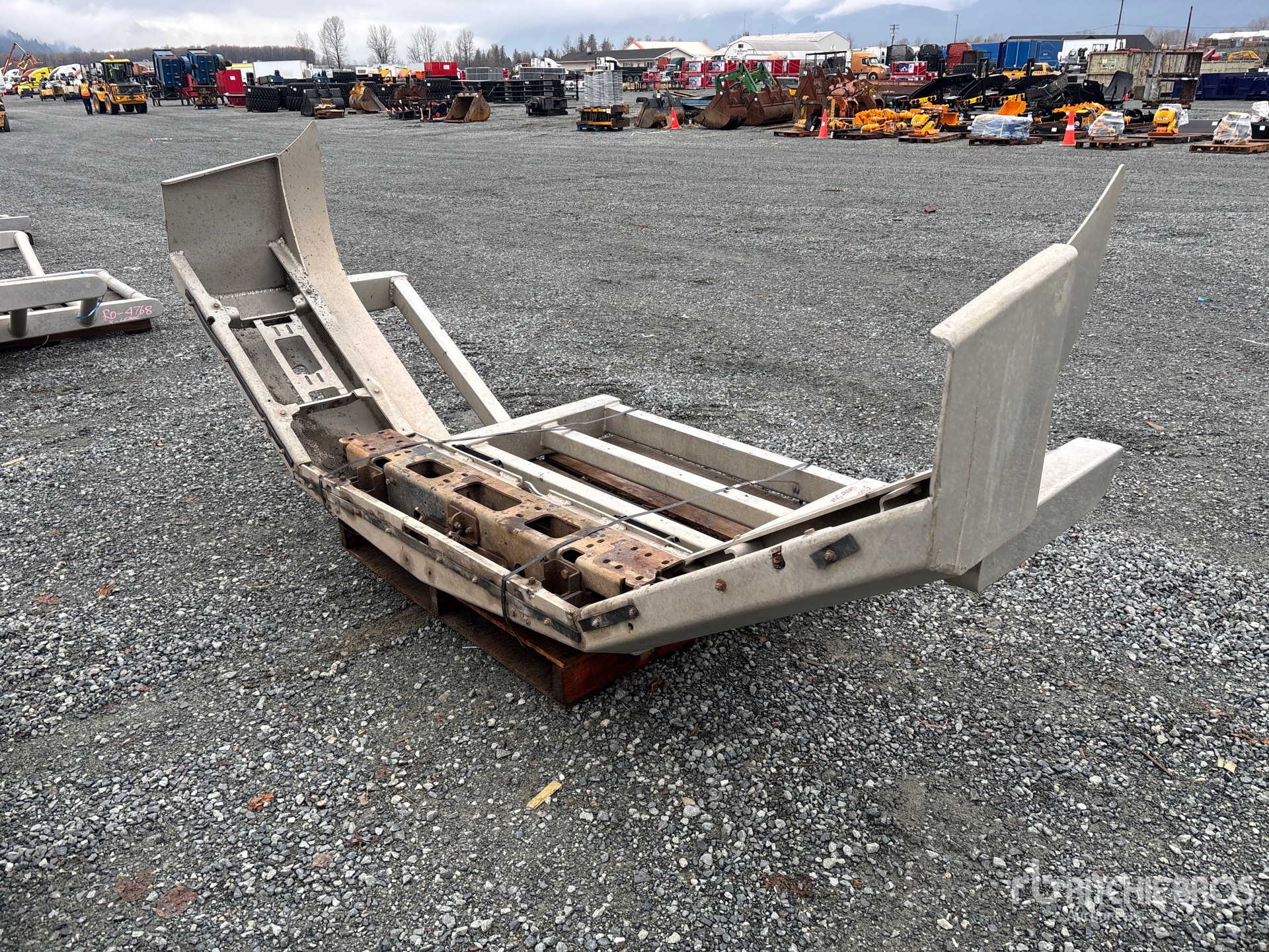 General Appearance with Foto, angolo anteriore sinistro