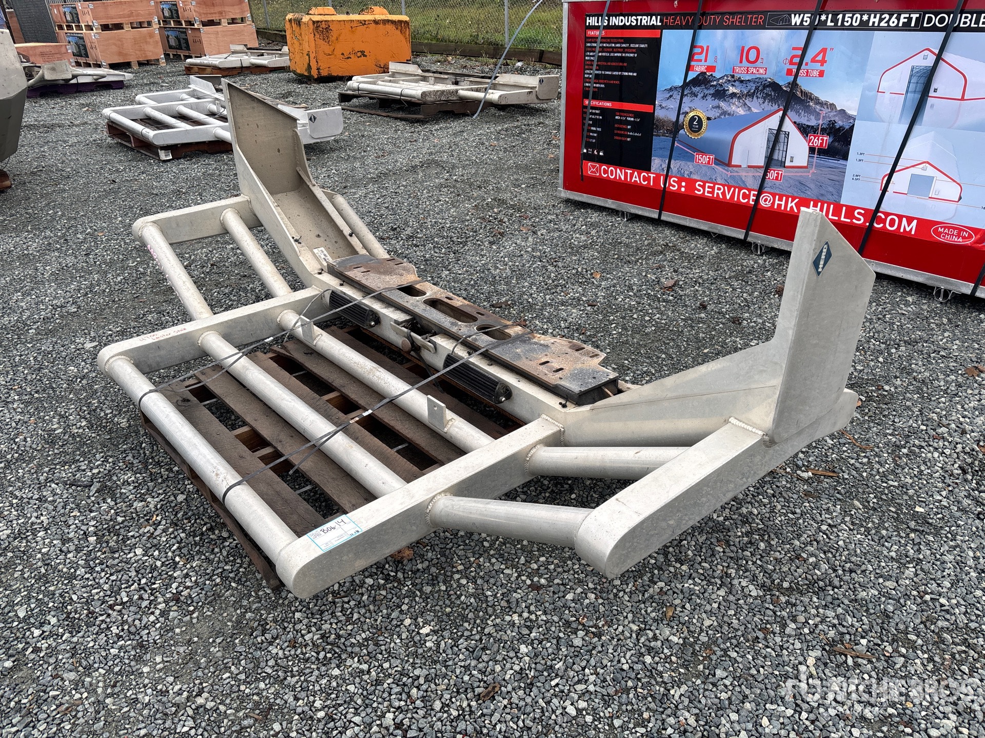 General Appearance with Foto, angolo anteriore sinistro