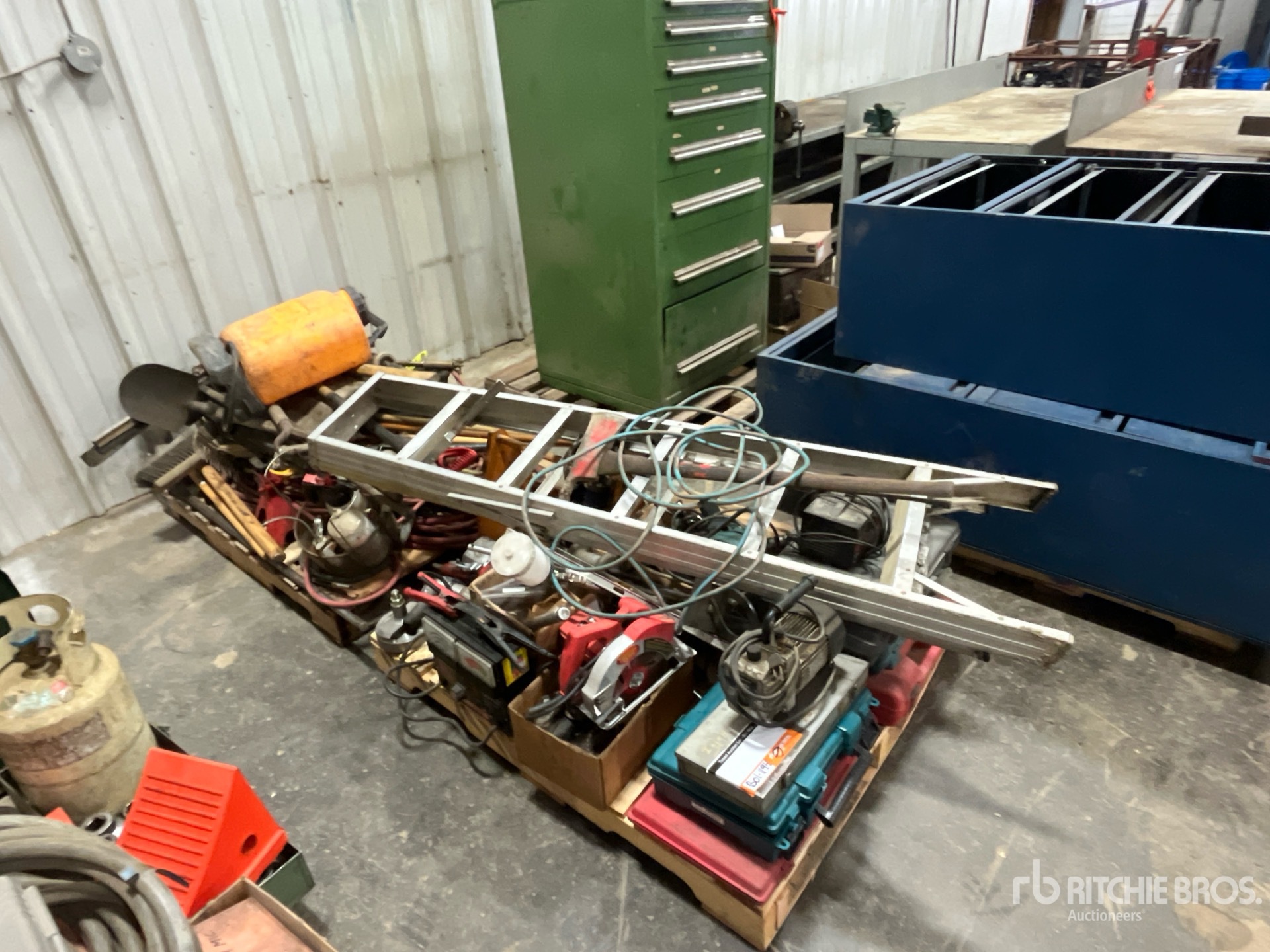 General Appearance with Foto, angolo anteriore destro