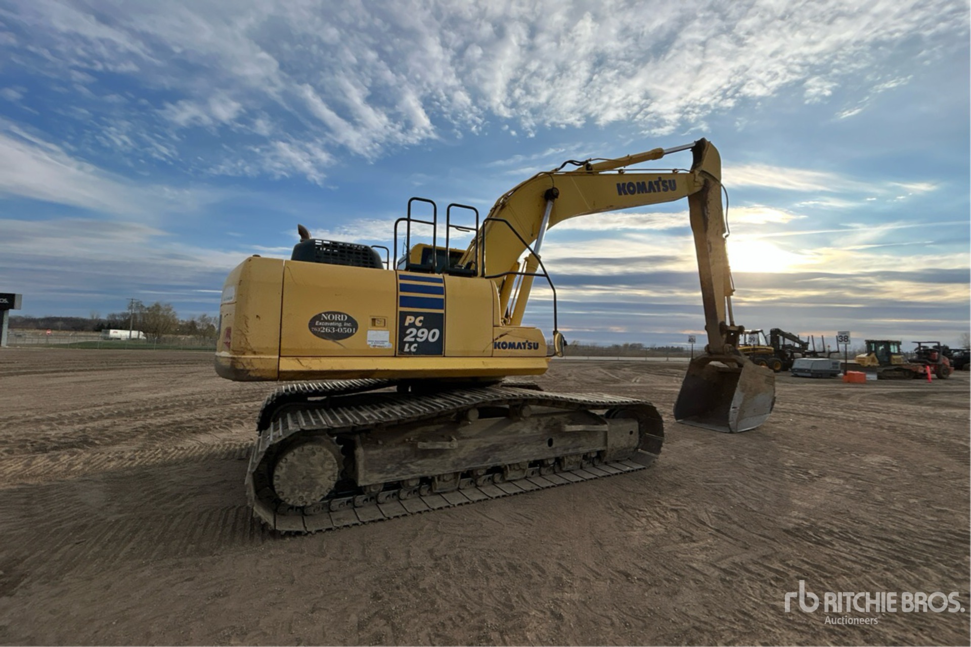 General Appearance with Imagen: esquina trasera derecha