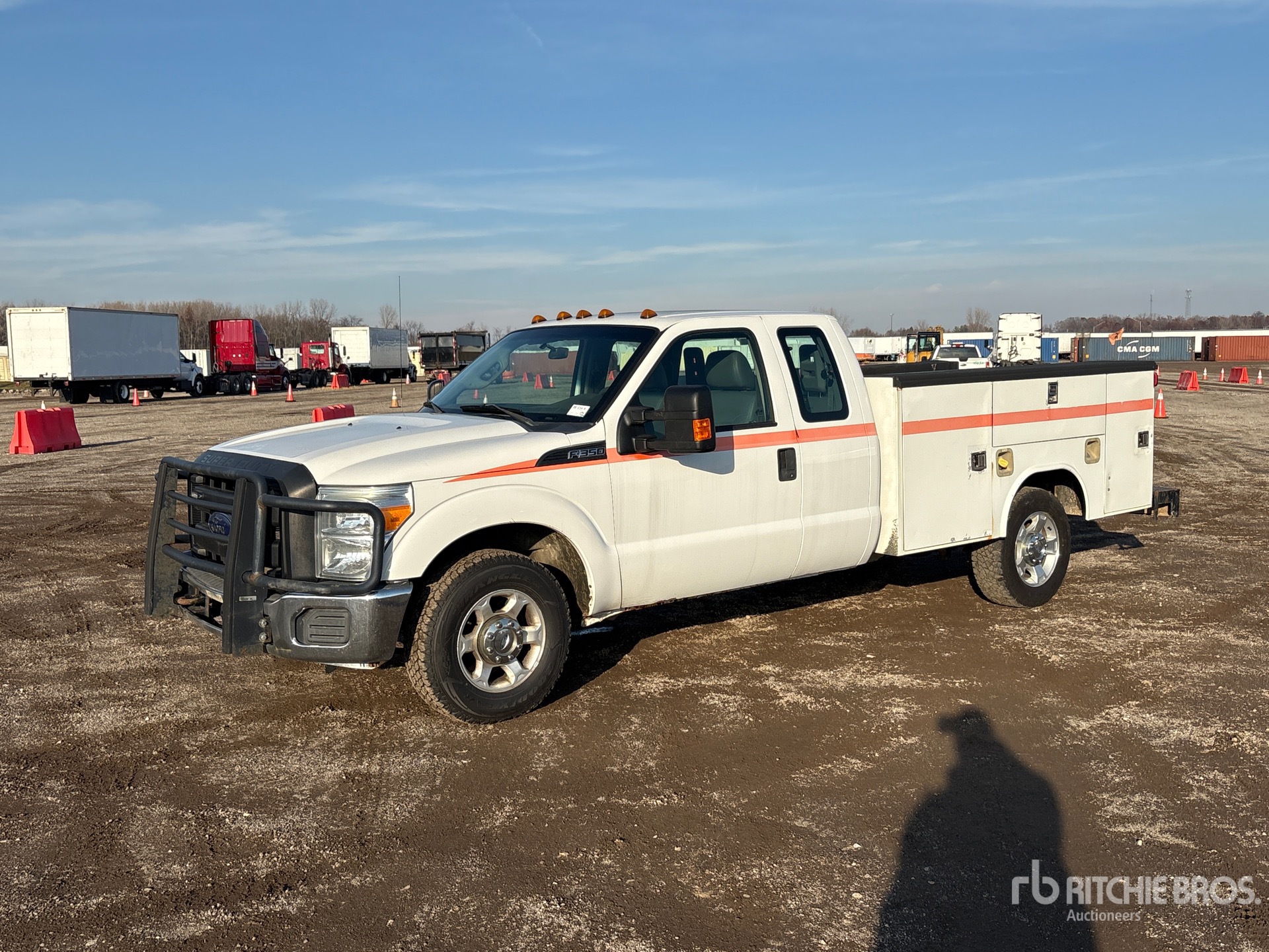 General Appearance with Foto, angolo anteriore sinistro