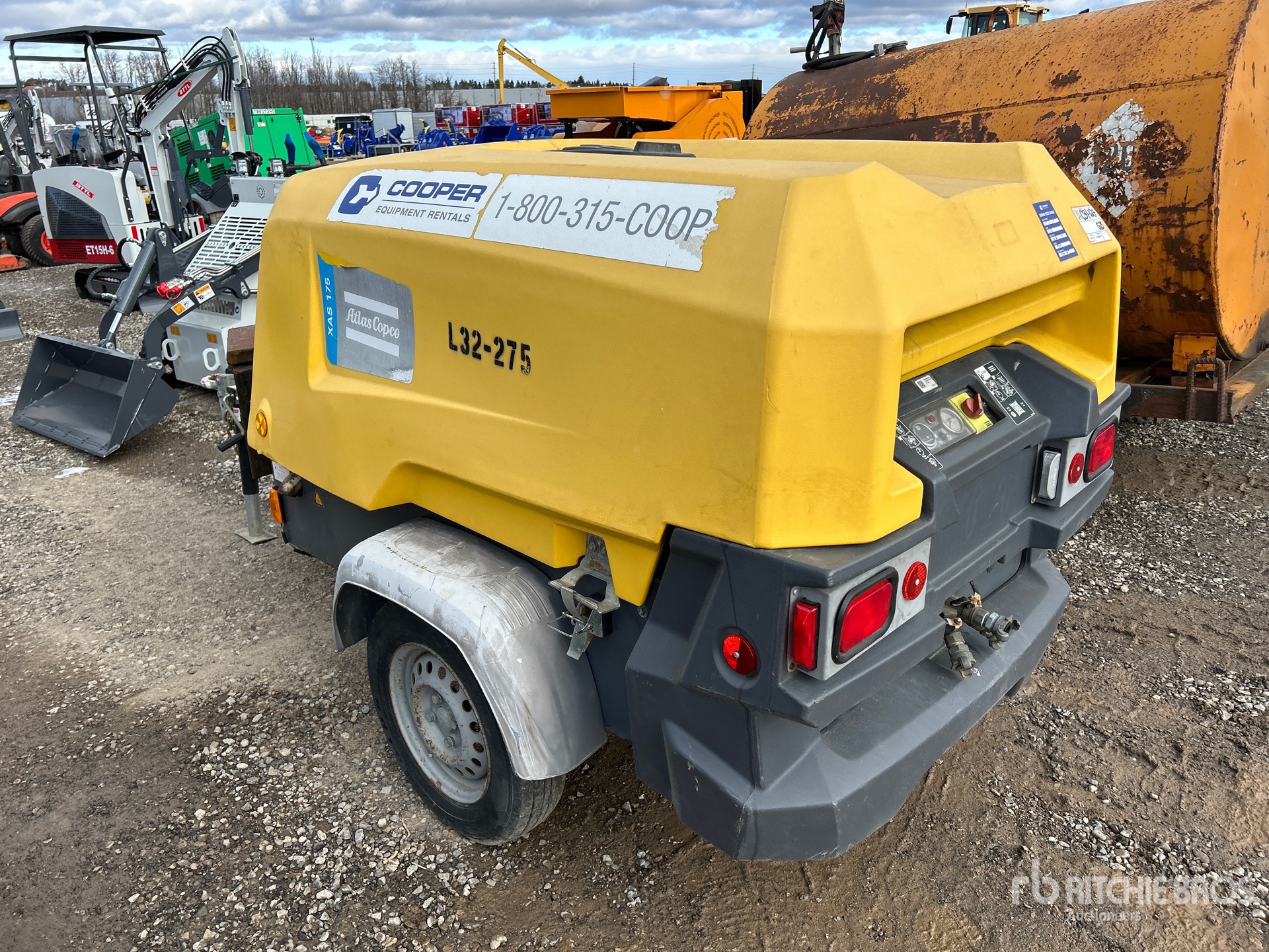 General Appearance with Picture, Left Rear Corner