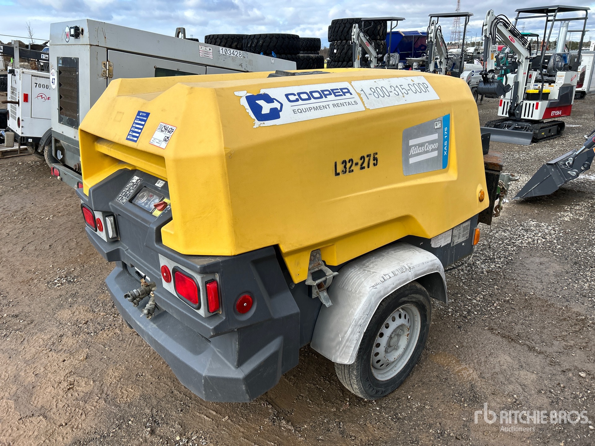 General Appearance with Picture, Right Rear Corner