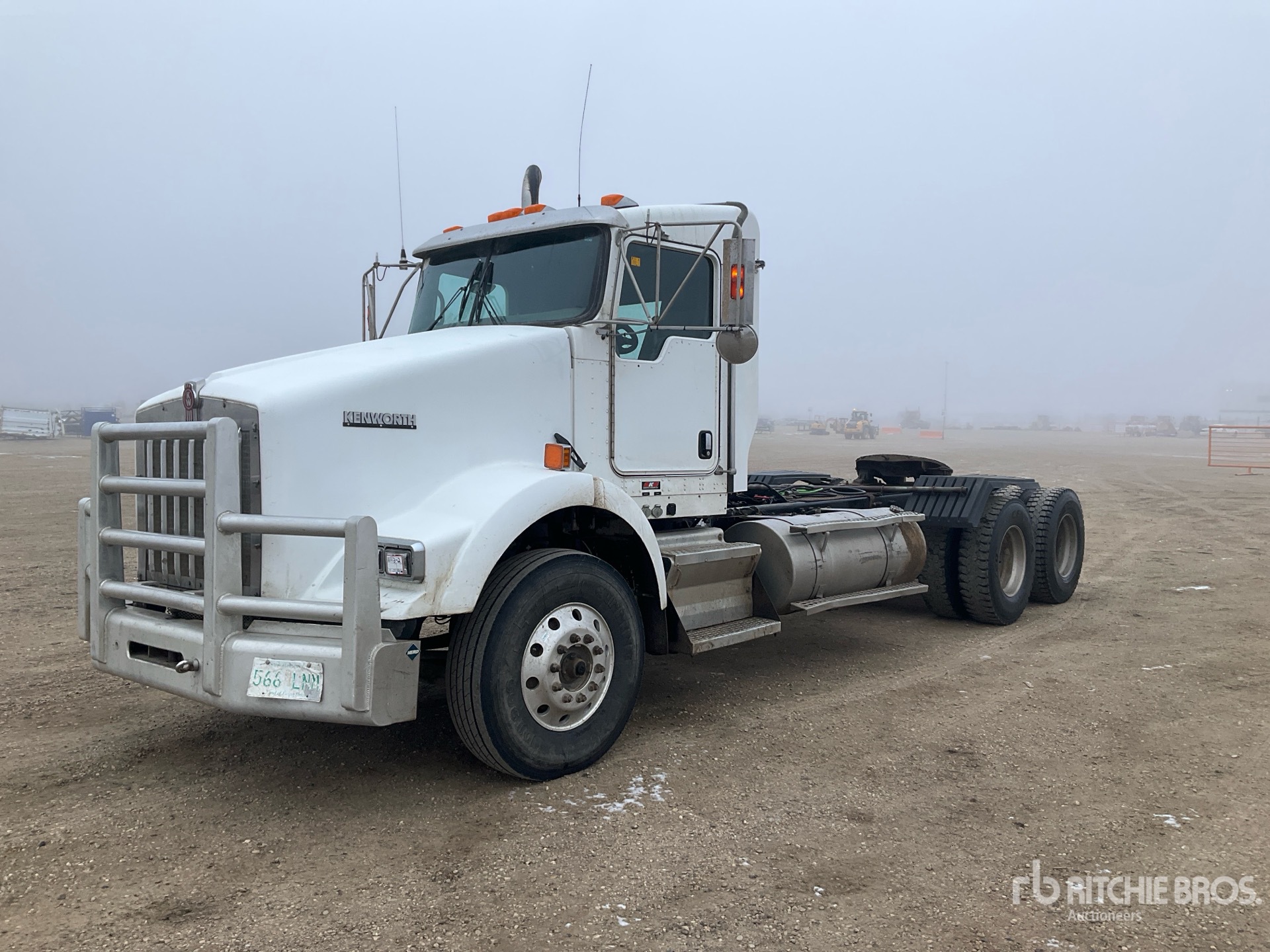 Aspect général with Image, coin avant gauche