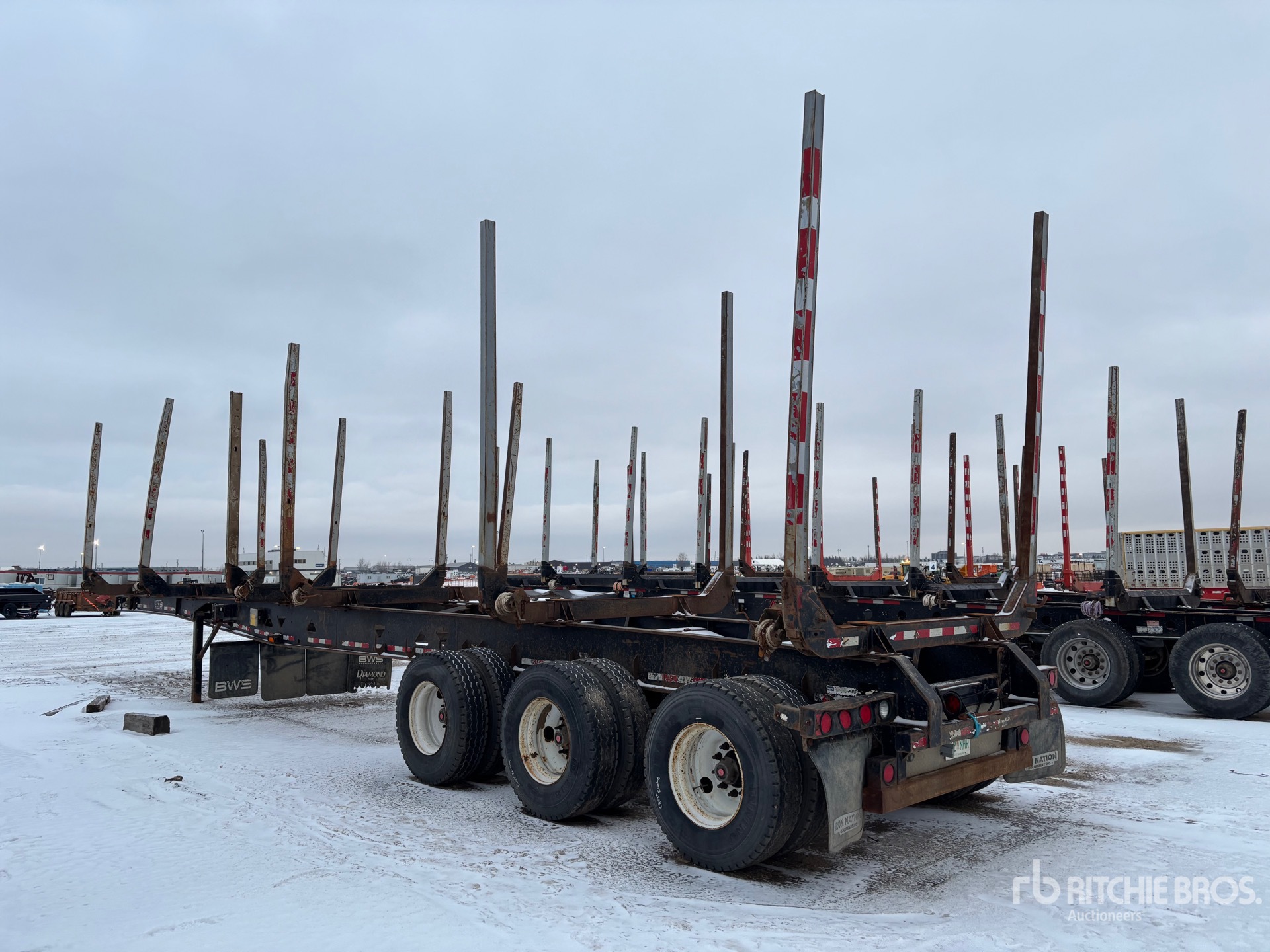 Aspect général with Image, coin arrière gauche