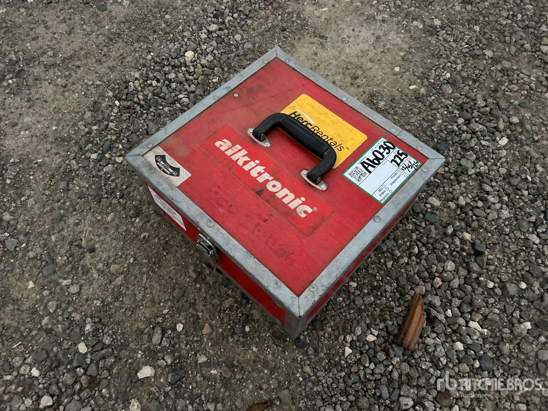 General Appearance with Picture, Left Front Corner