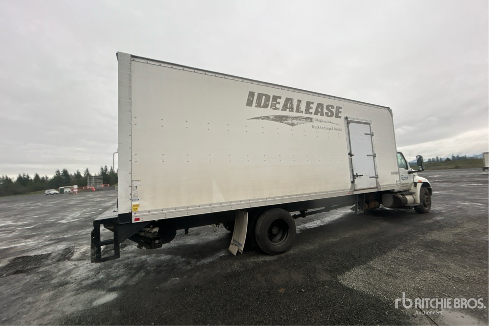 General Appearance with Image, coin arrière droit