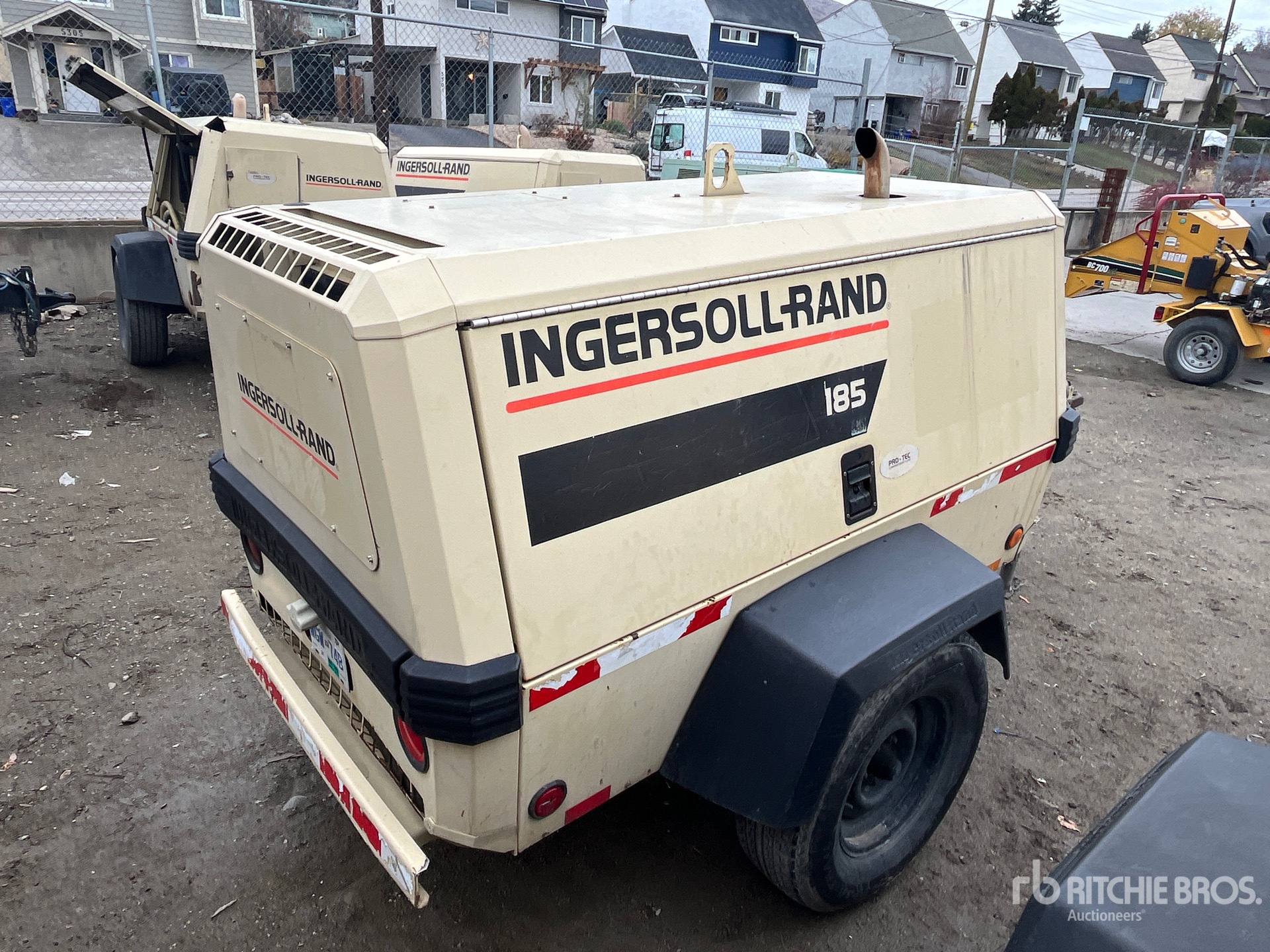 General Appearance with Imagen: esquina trasera derecha