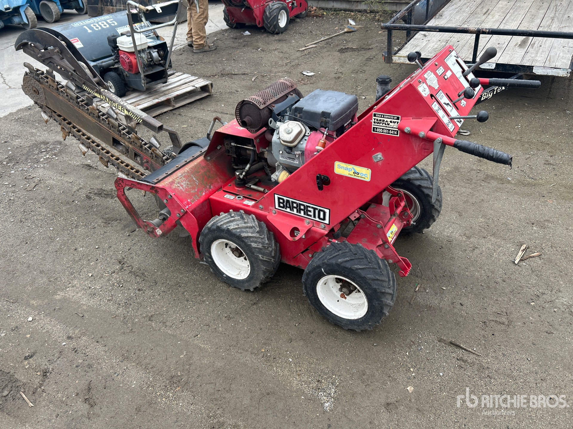 General Appearance with Picture, Left Rear Corner