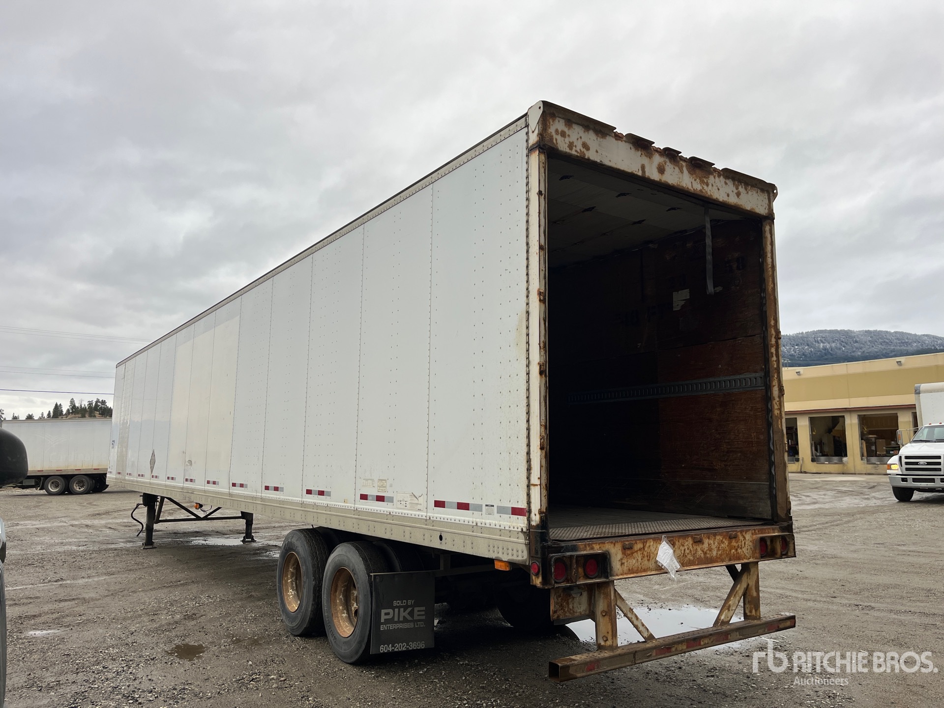 General Appearance with Imagen: esquina trasera izquierda