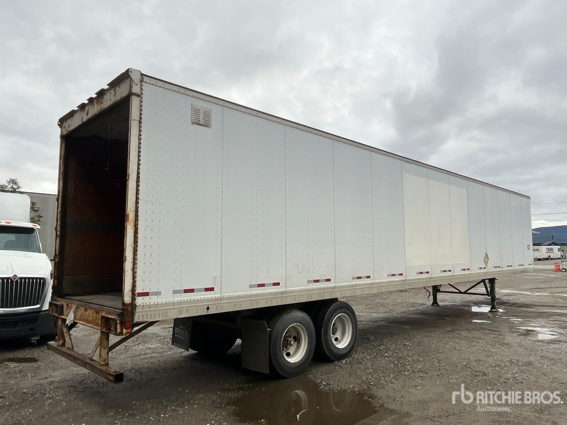 General Appearance with Imagen: esquina trasera derecha