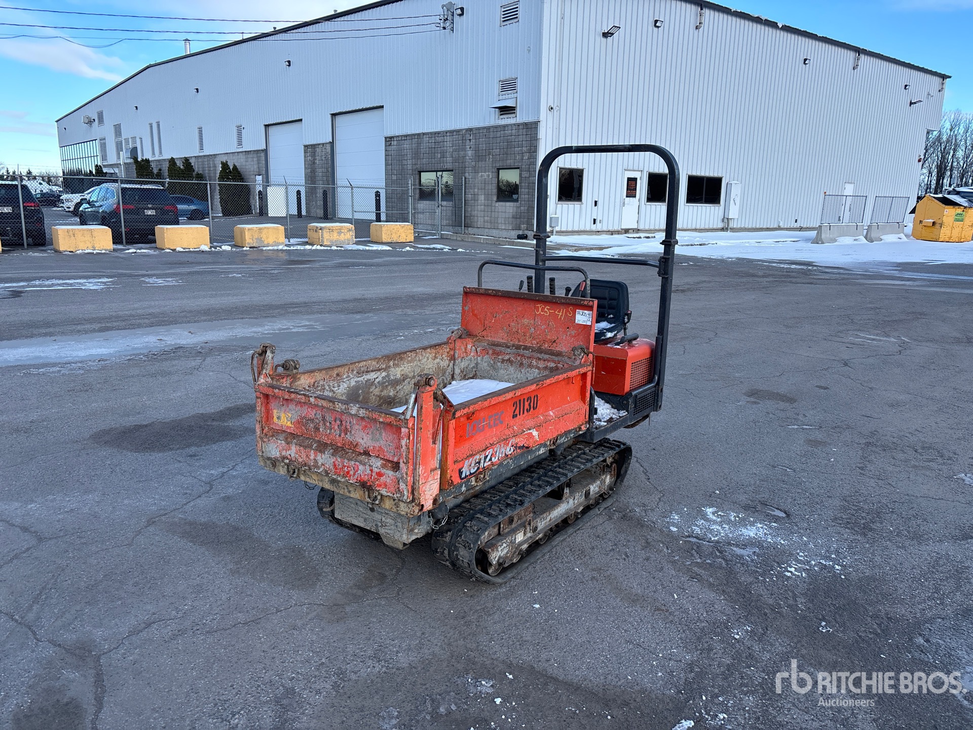 General Appearance with Bild, Ecke vorne links