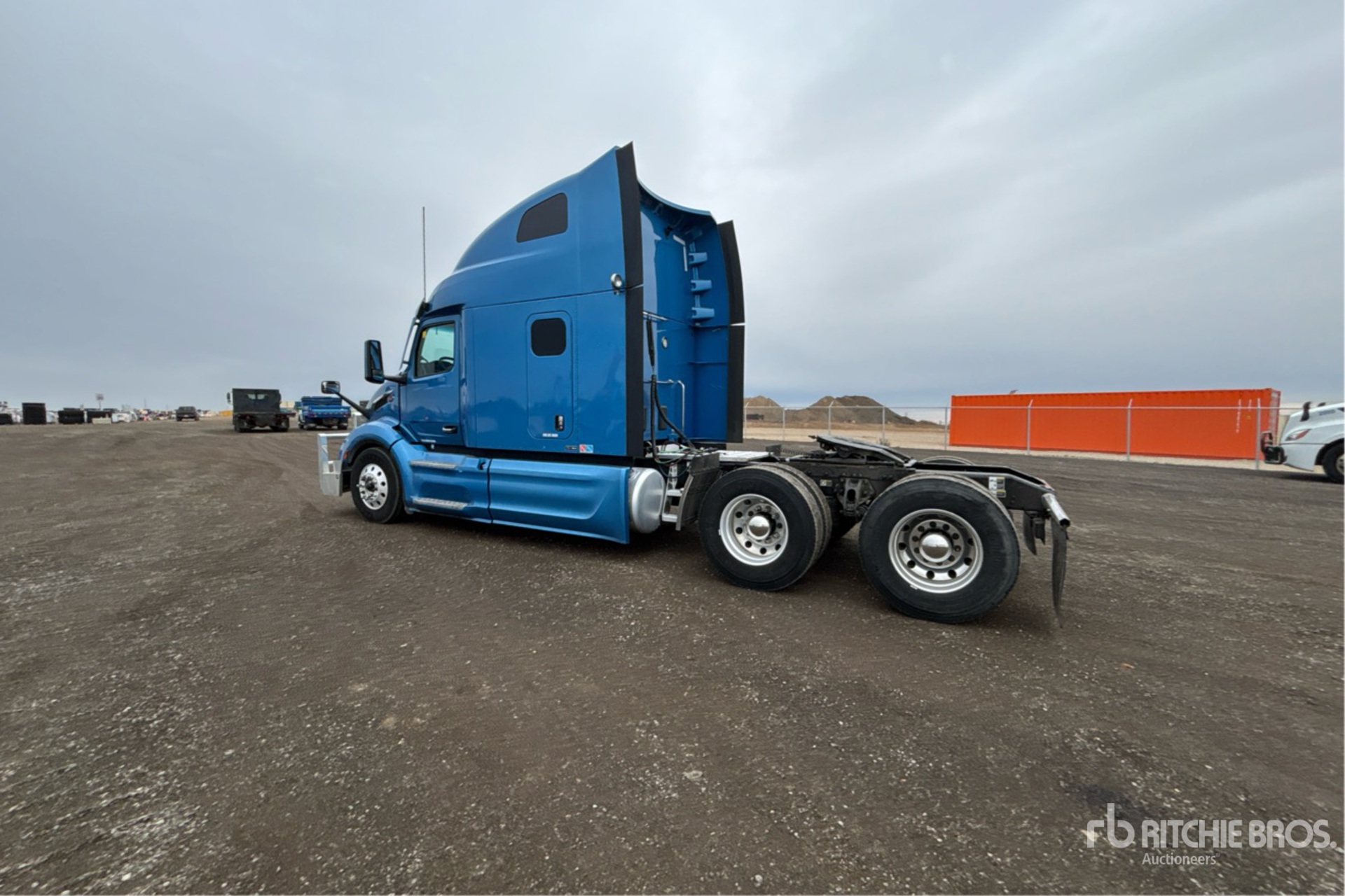 General Appearance with Imagen: esquina trasera izquierda