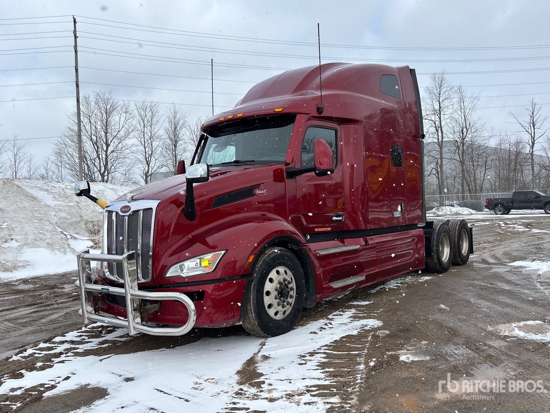 General Appearance with Picture, Left Front Corner