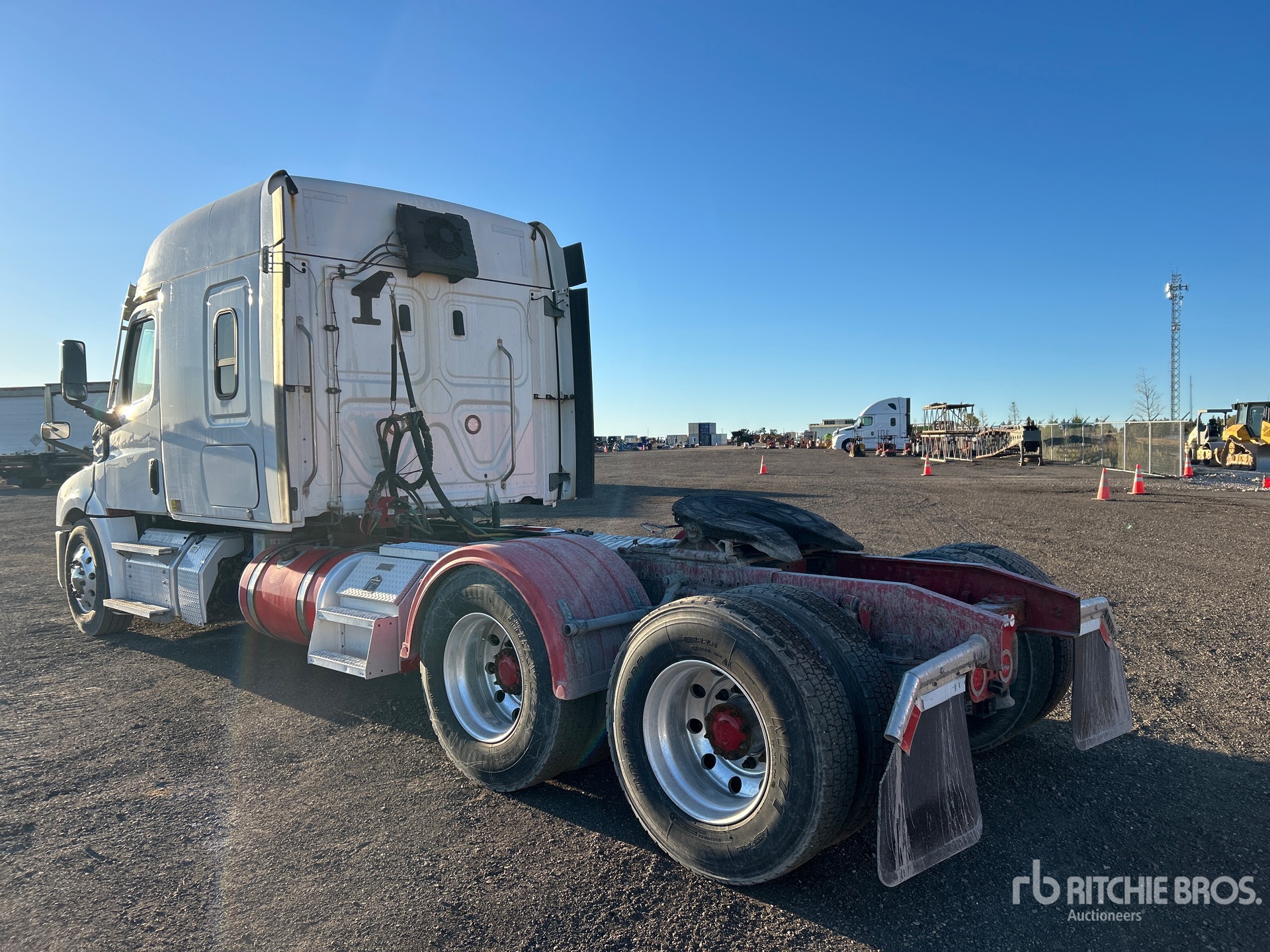 General Appearance with Imagen: esquina trasera izquierda