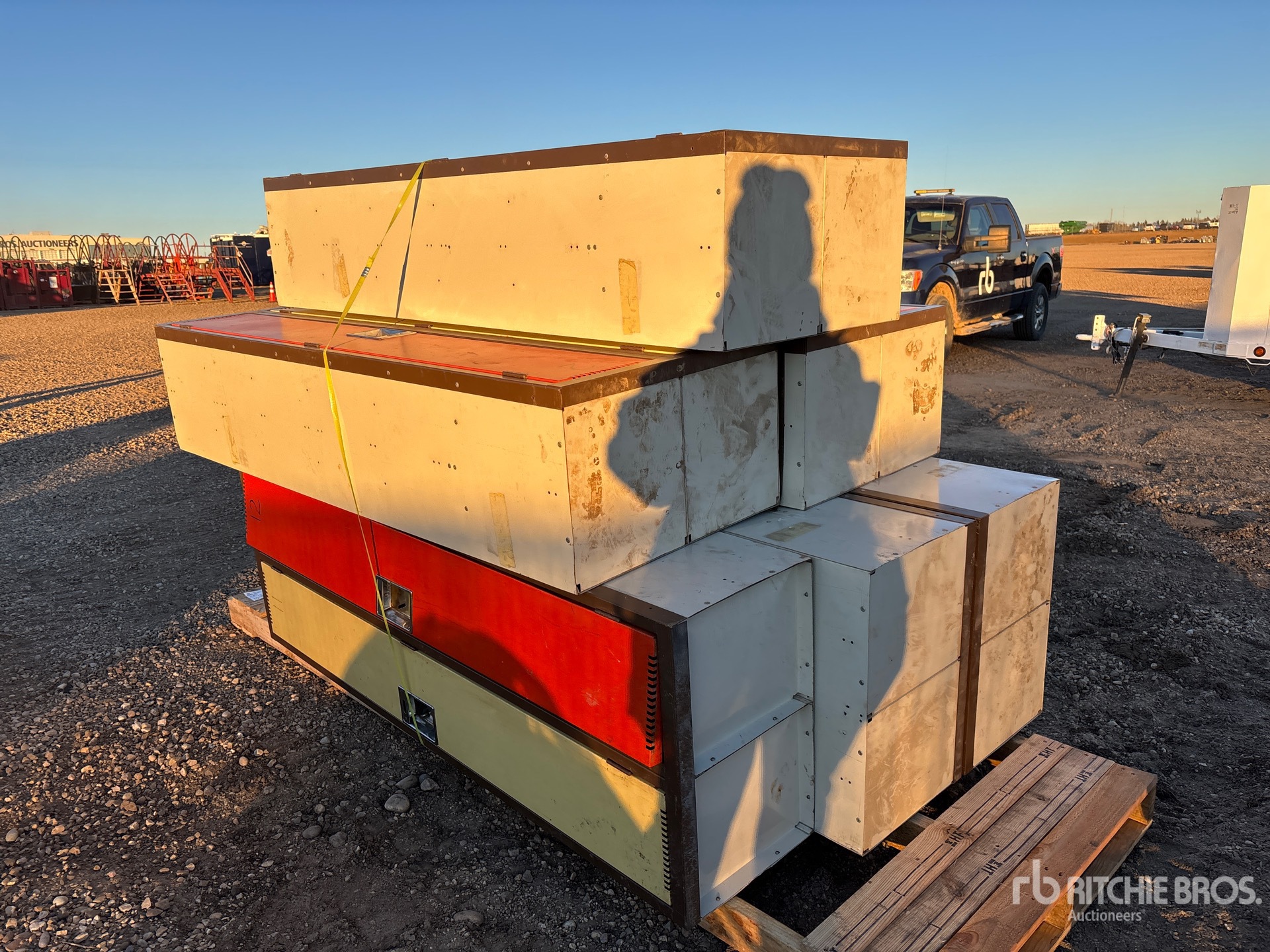 General Appearance with Foto, angolo posteriore sinistro