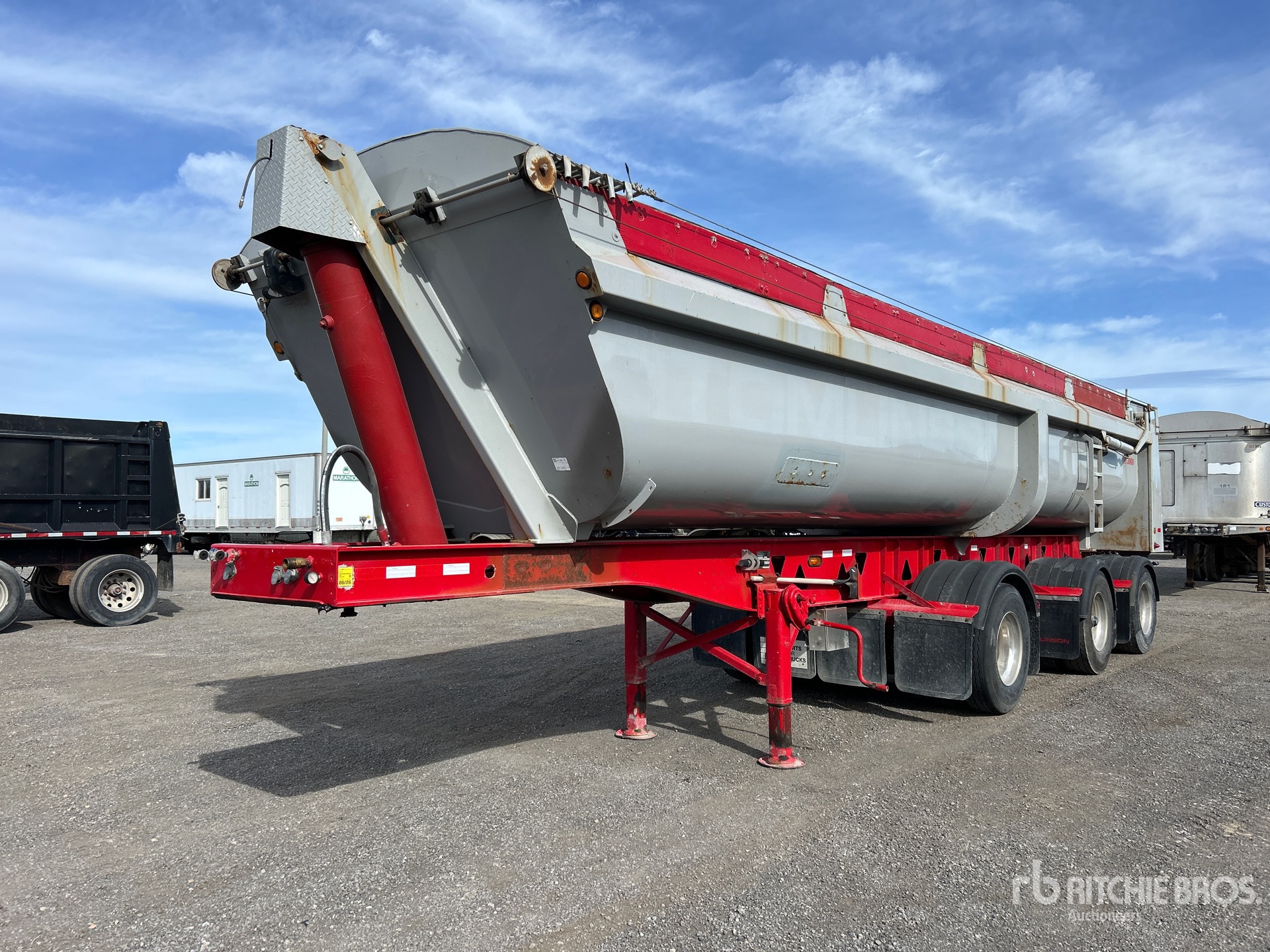 General Appearance with Featured Photo