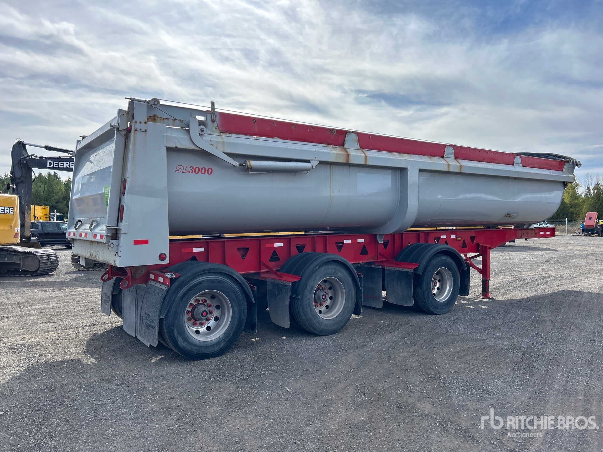 General Appearance with Imagen: esquina trasera derecha