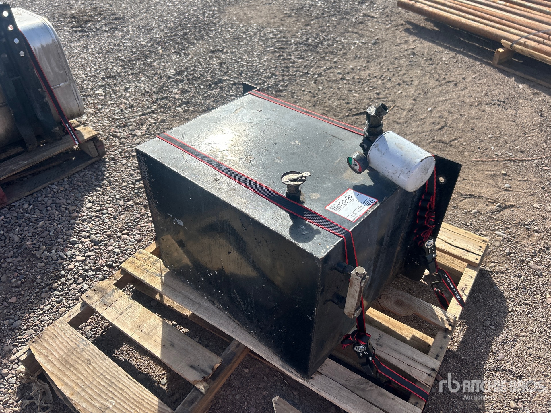 General Appearance with Bild, Ecke hinten links