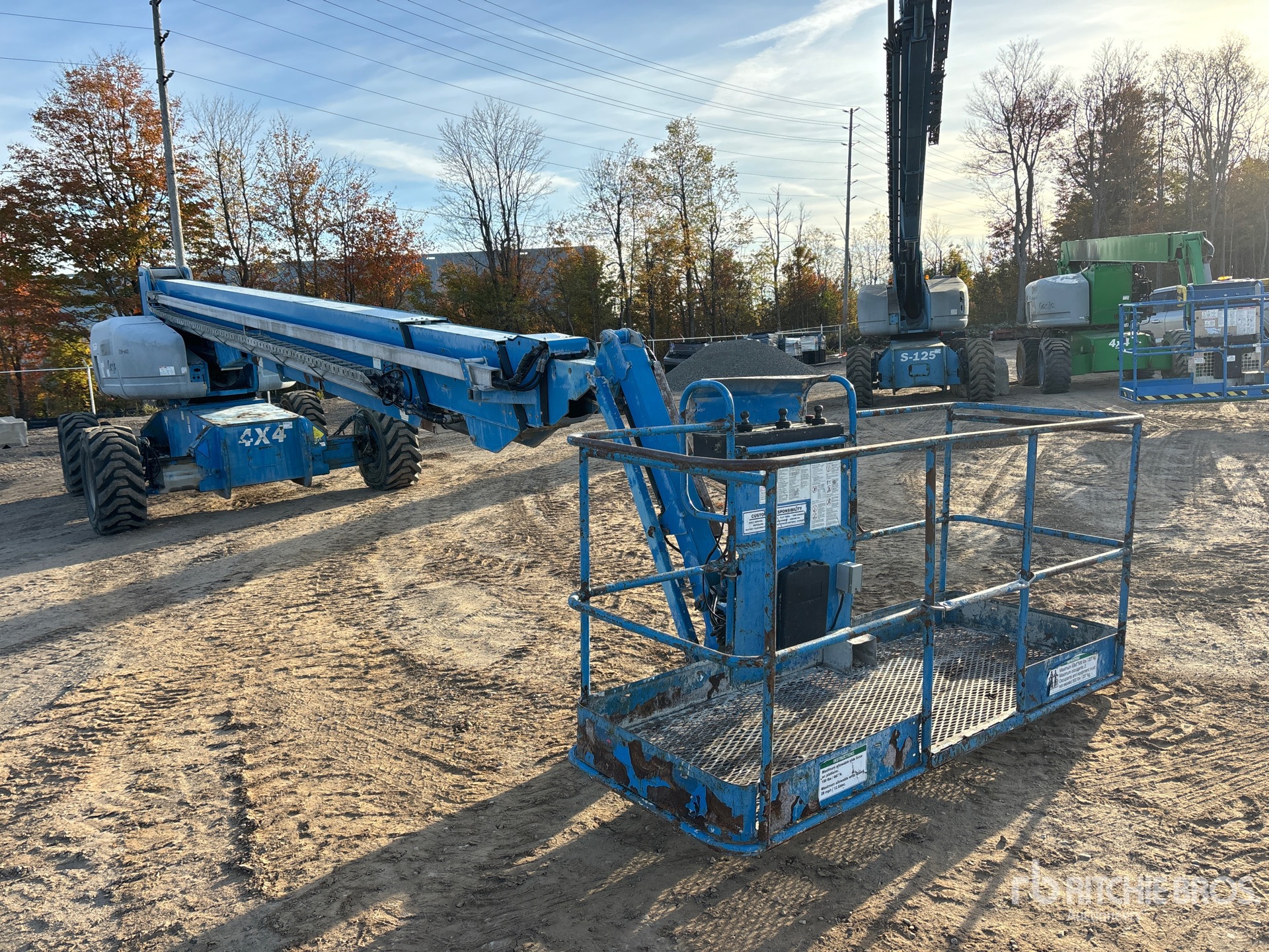 Aspect général with Image, coin avant droit