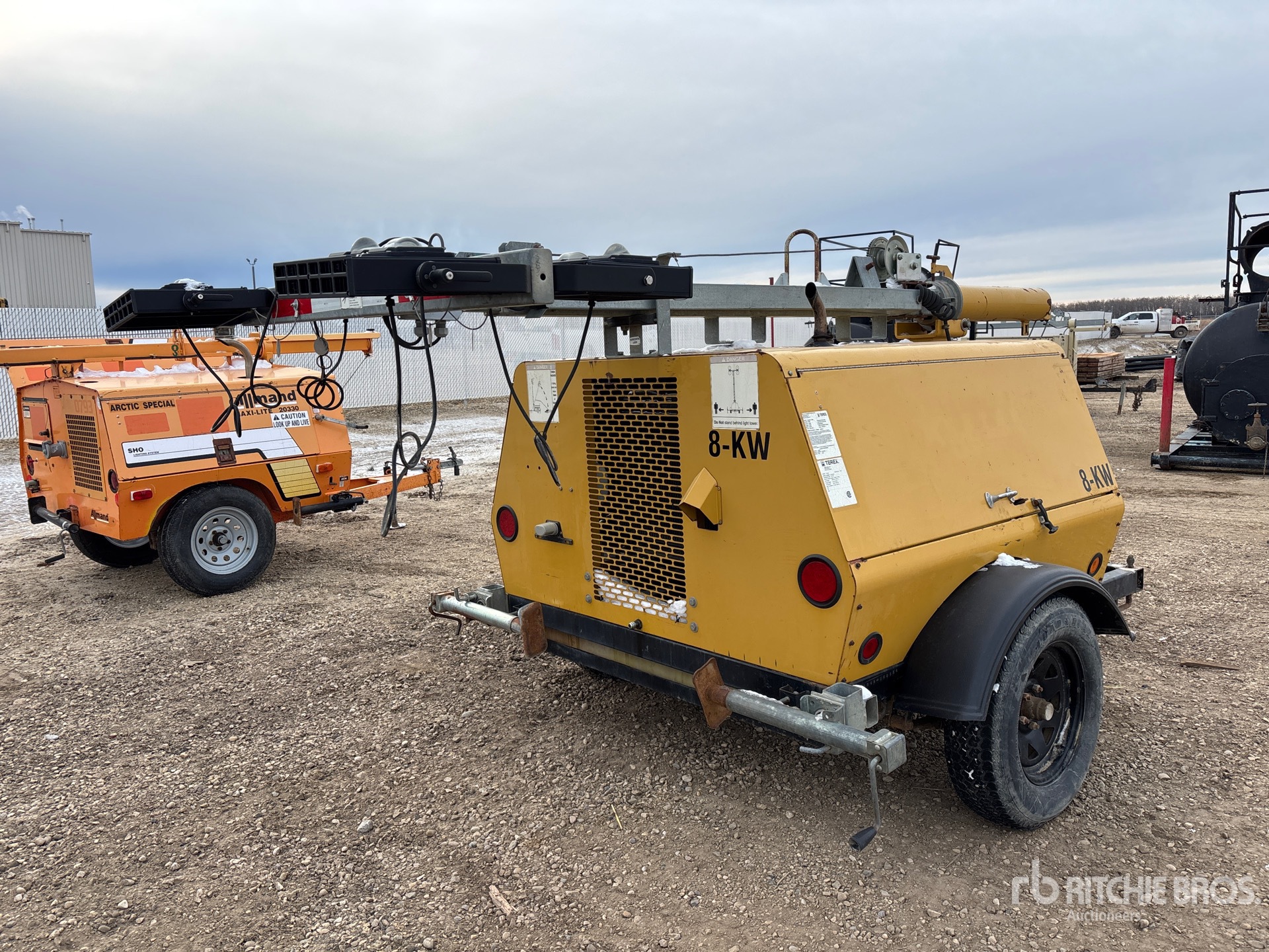 General Appearance with Imagen: esquina trasera derecha