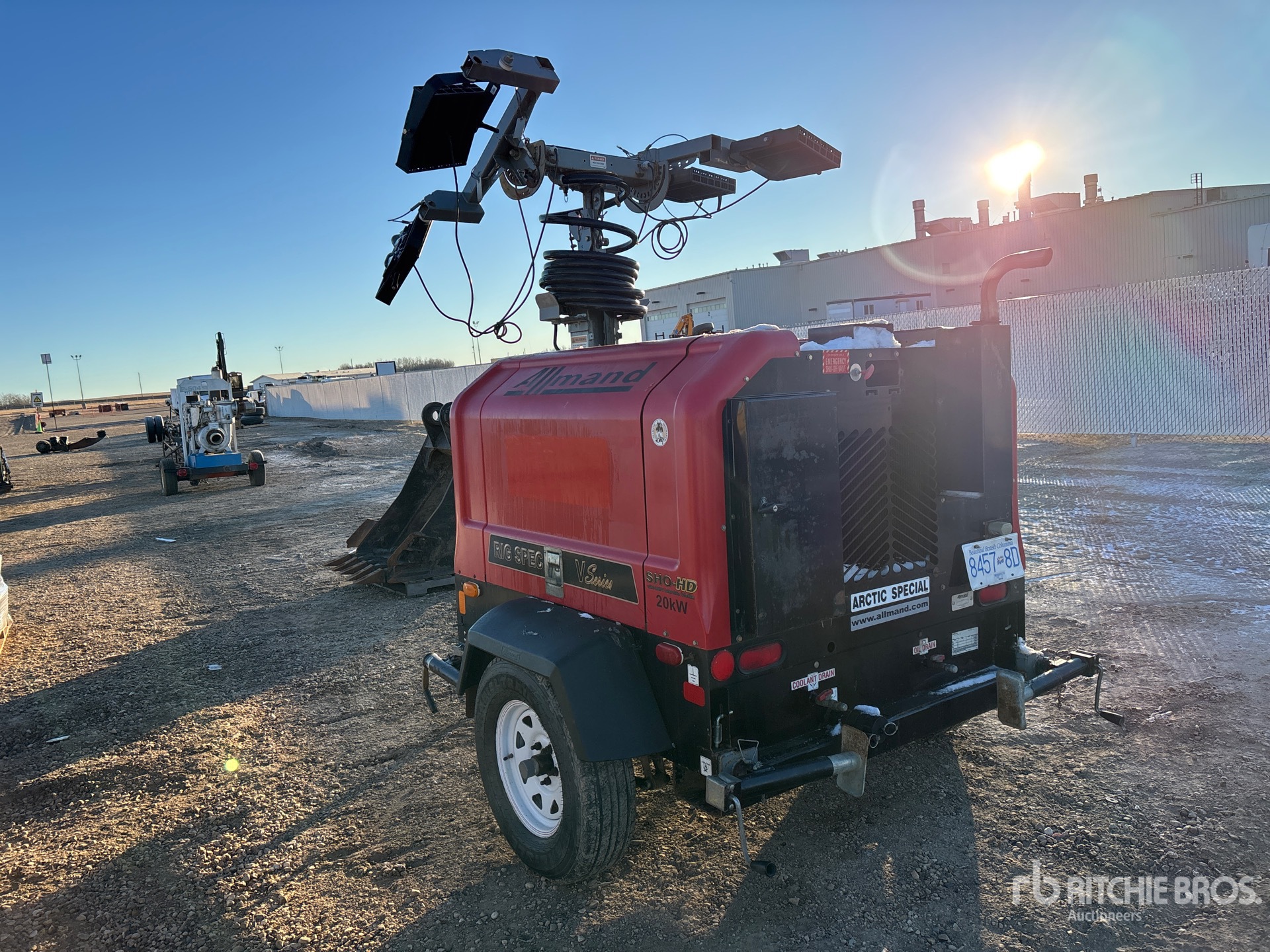 General Appearance with Picture, Left Rear Corner