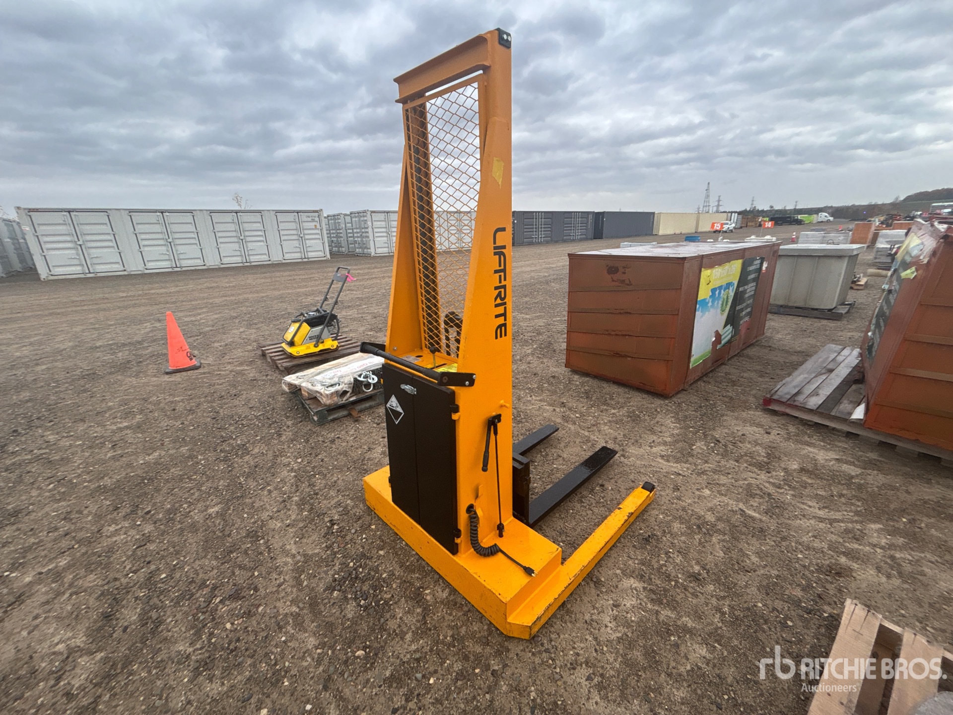 General Appearance with Picture, Left Rear Corner