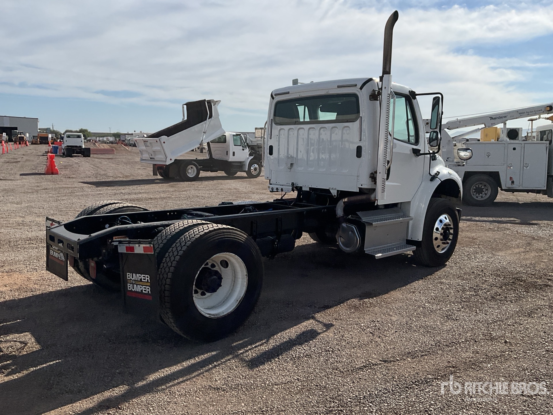 General Appearance with Bild, Ecke hinten rechts