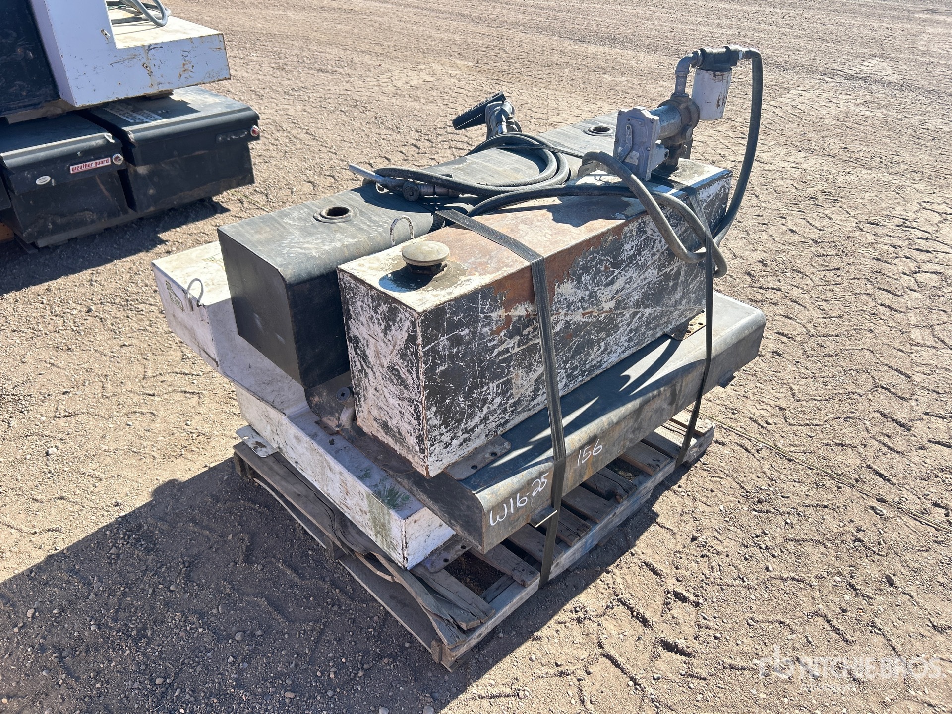 General Appearance with Foto, angolo anteriore sinistro