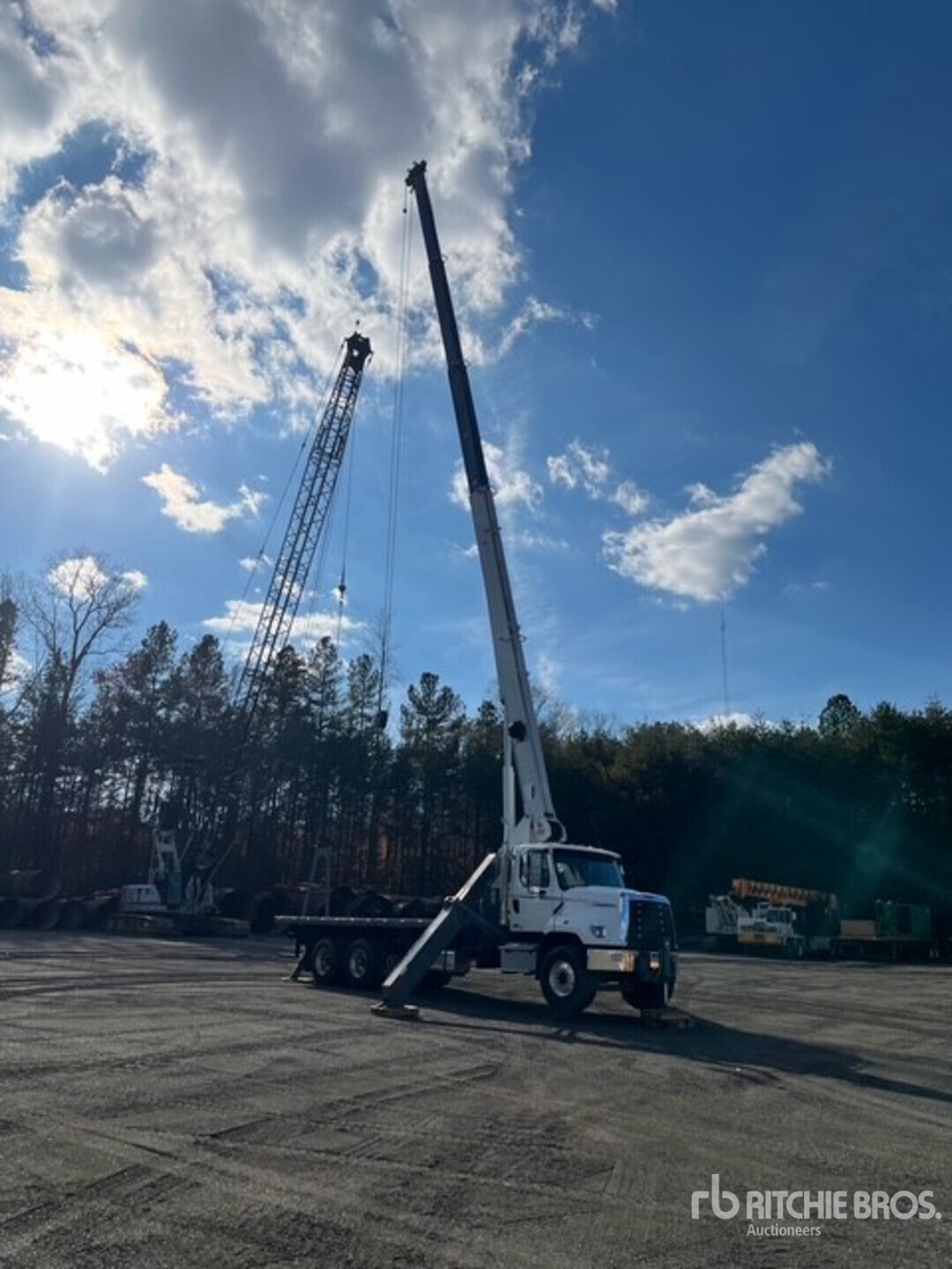 General Appearance with Featured Photo