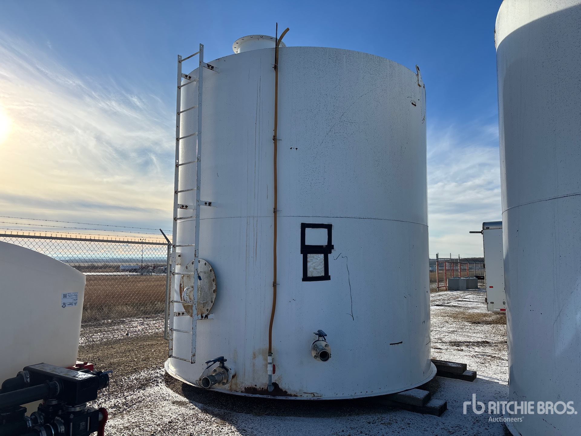 General Appearance with Image, coin avant gauche