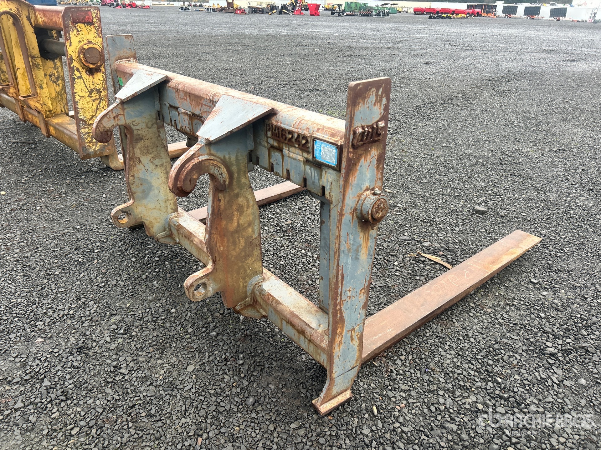 Aspect général with Image, coin arrière droit