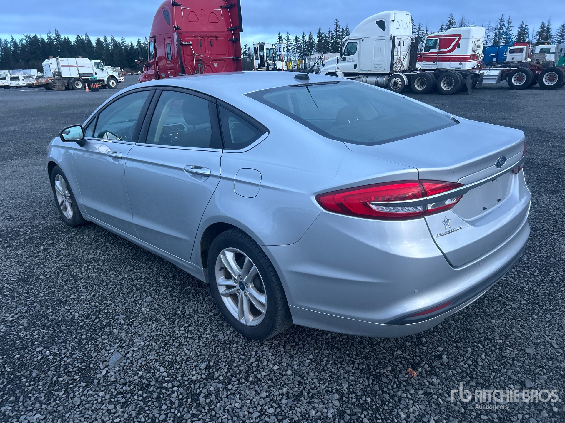 General Appearance with Imagen: esquina trasera izquierda